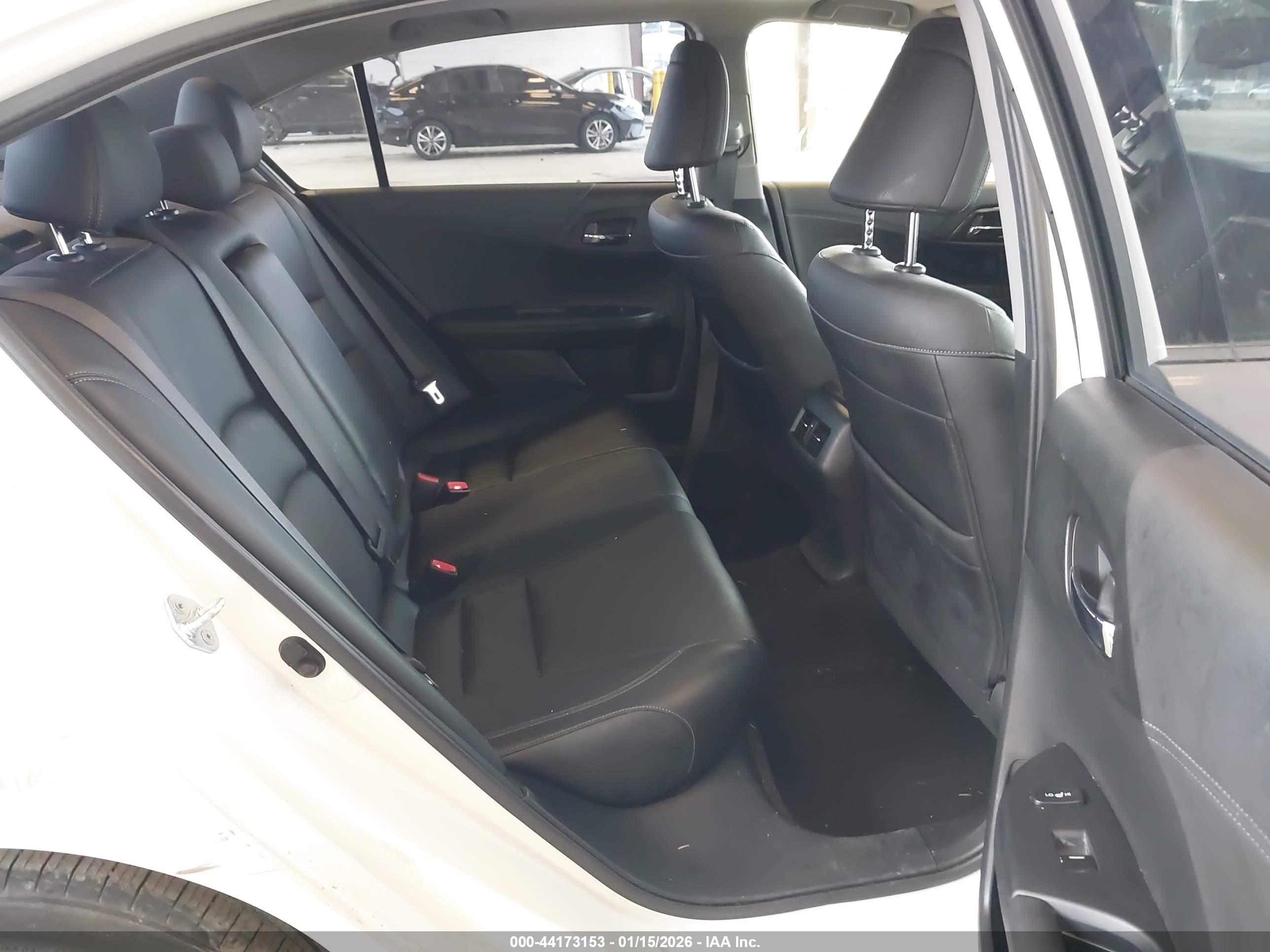 HONDA ACCORD image 8