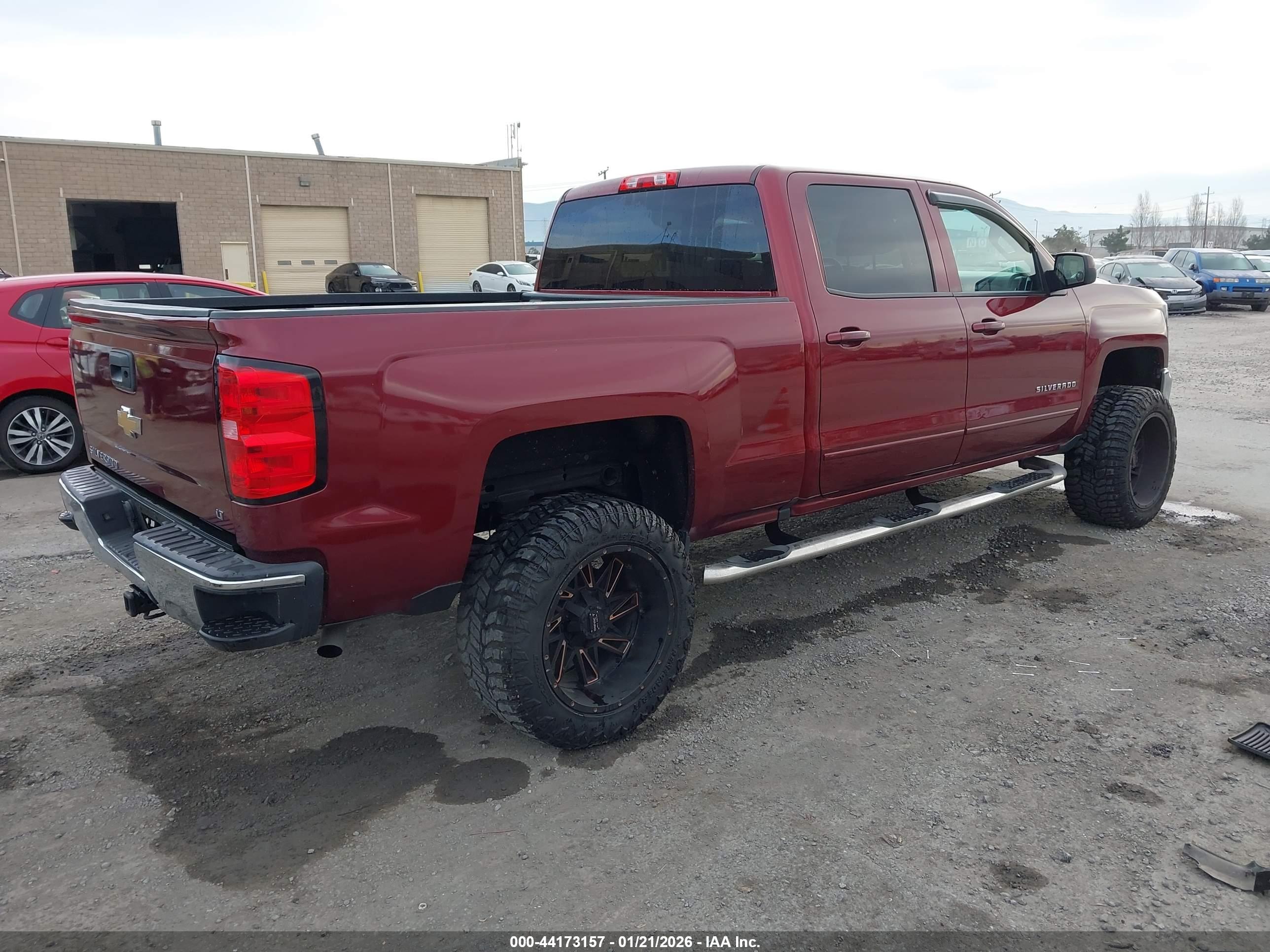 CHEVROLET SILVERADO image 4