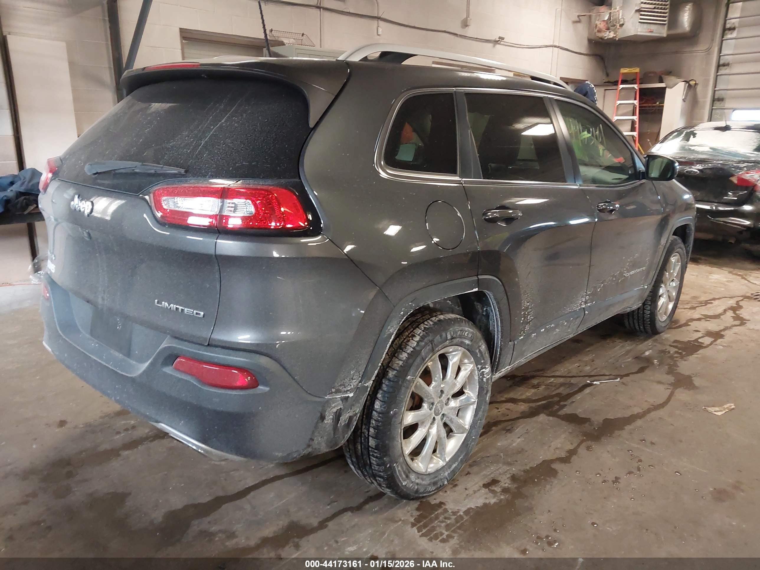 JEEP CHEROKEE image 4