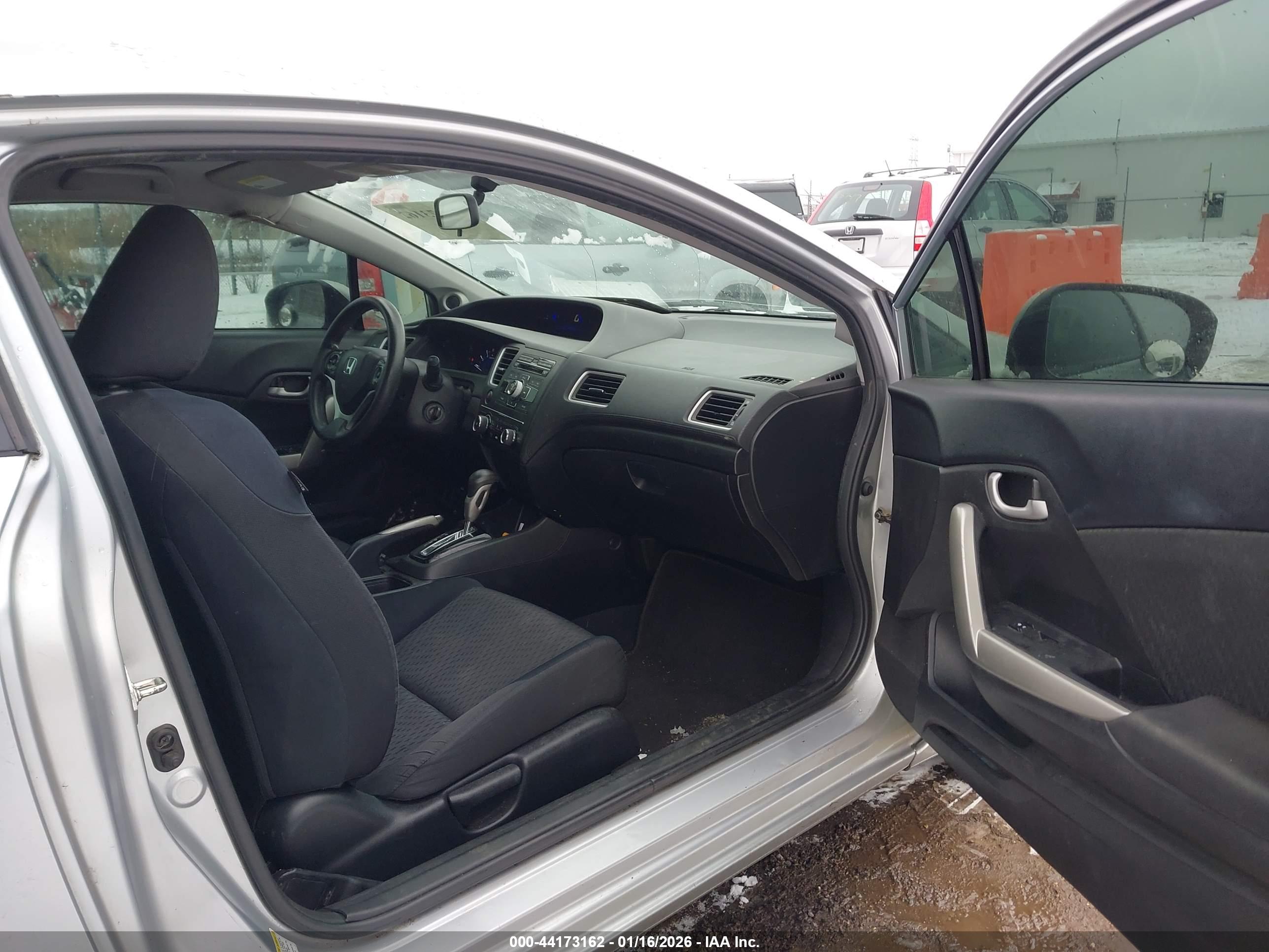HONDA CIVIC image 5