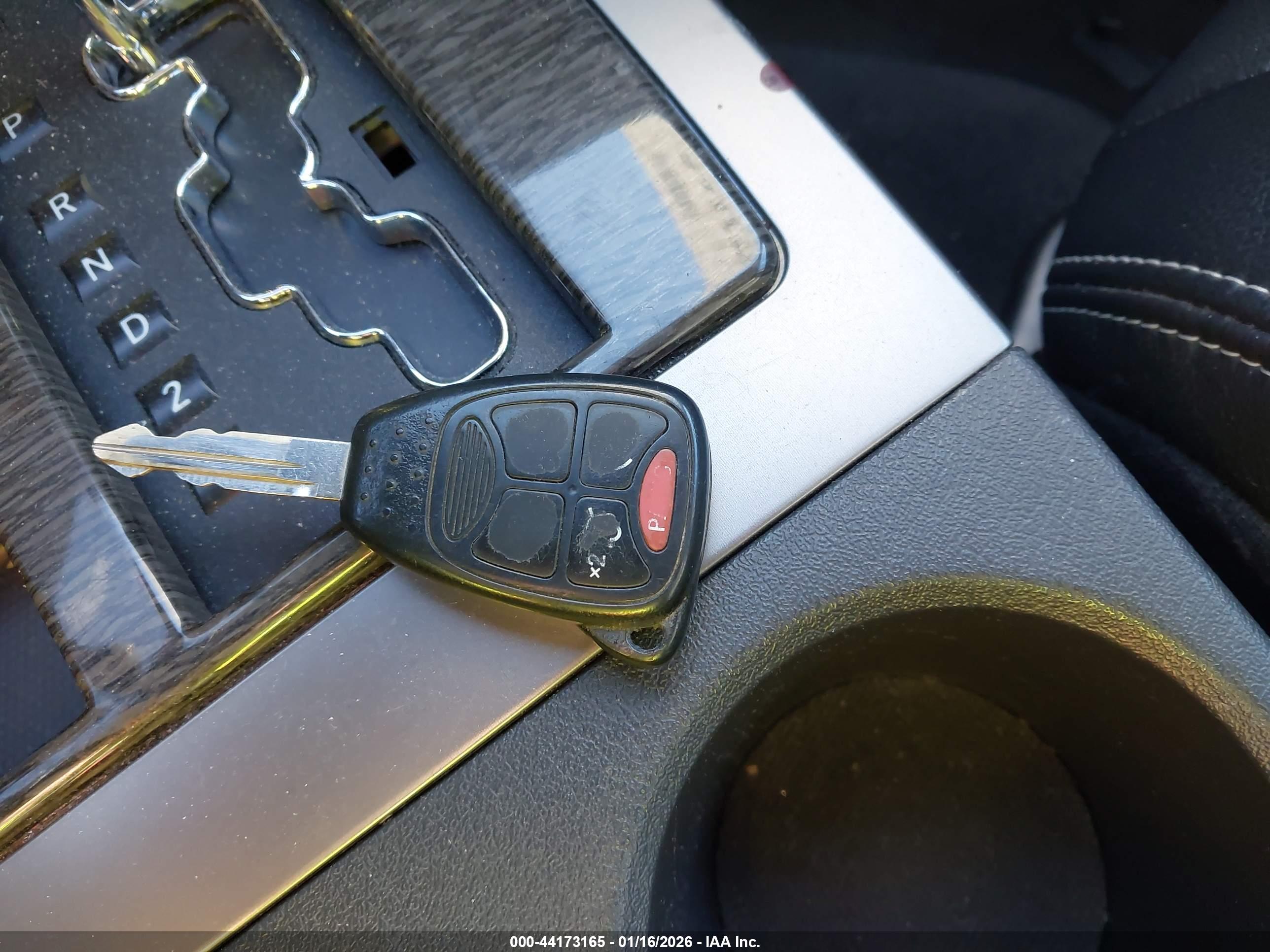 JEEP LIBERTY image 11