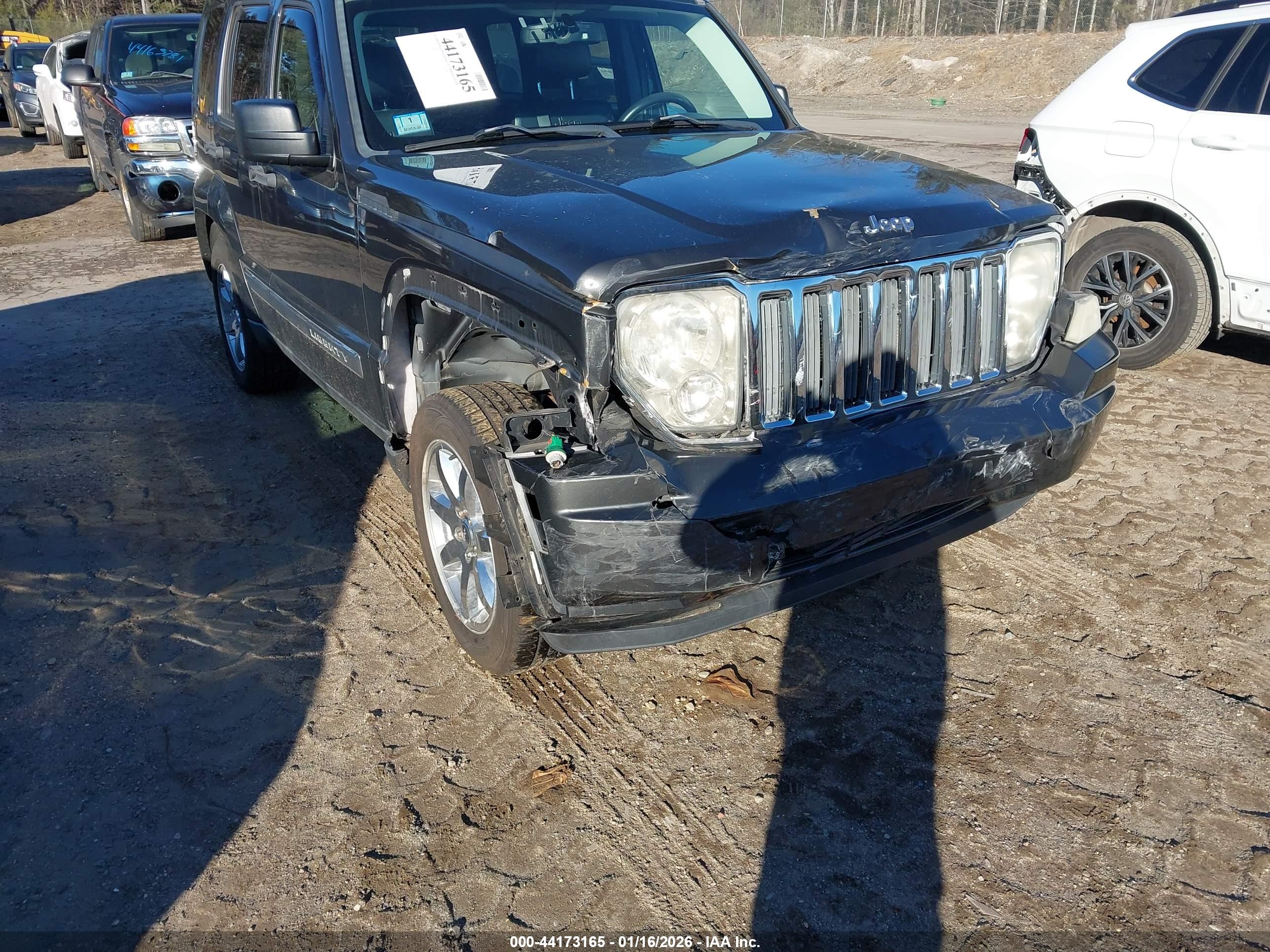 JEEP LIBERTY image 6