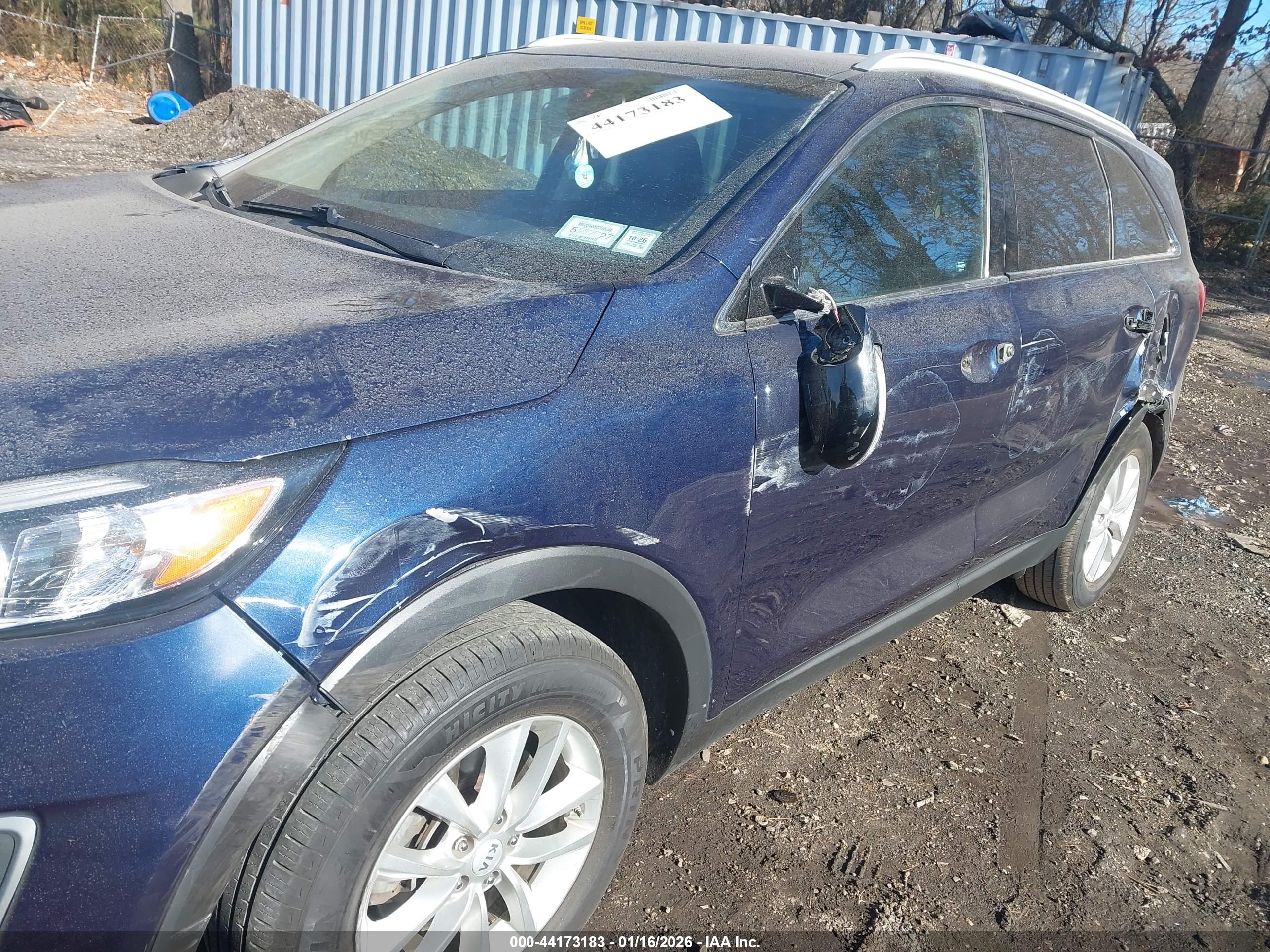 KIA SORENTO image 6