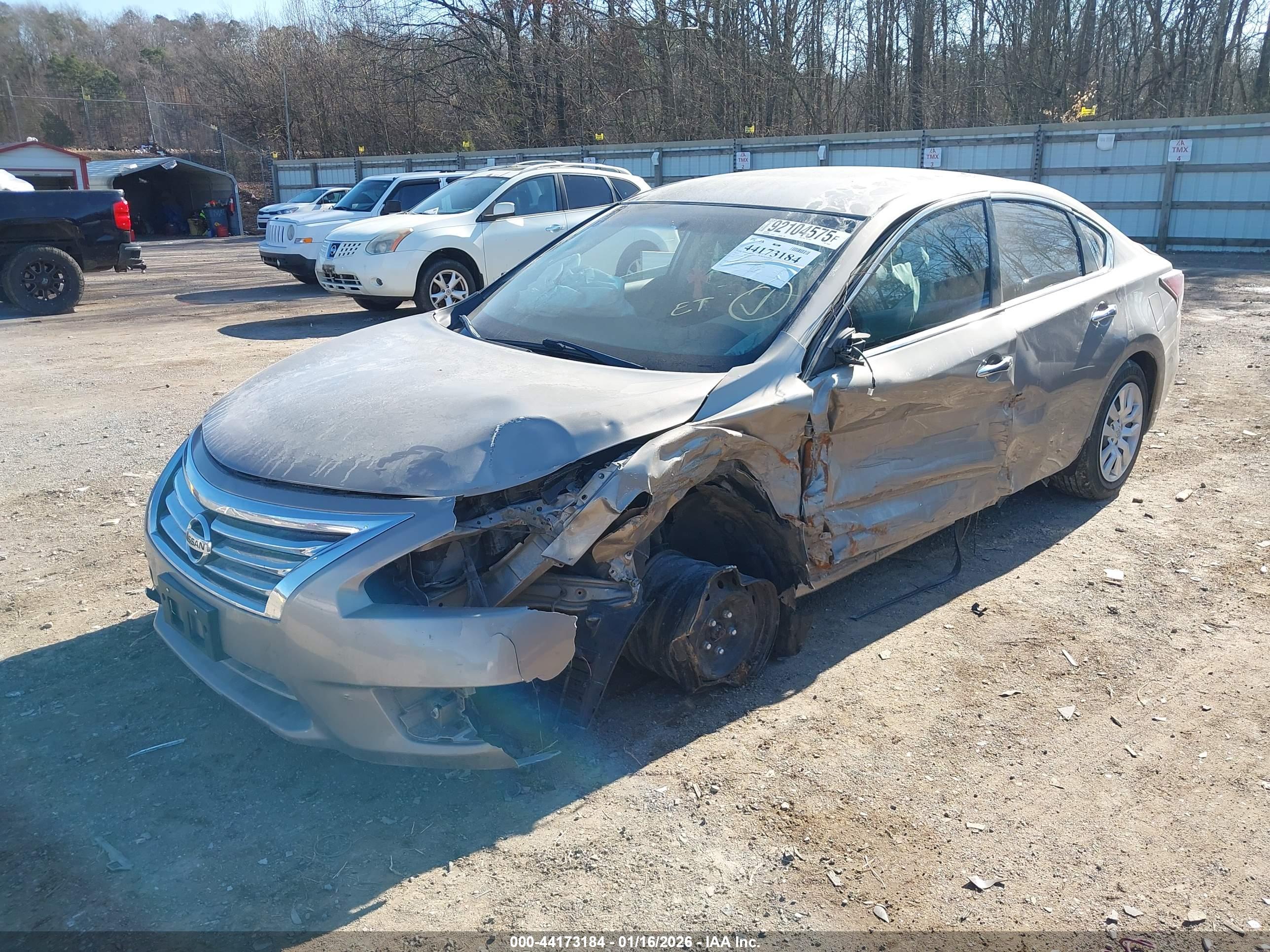NISSAN ALTIMA image 2