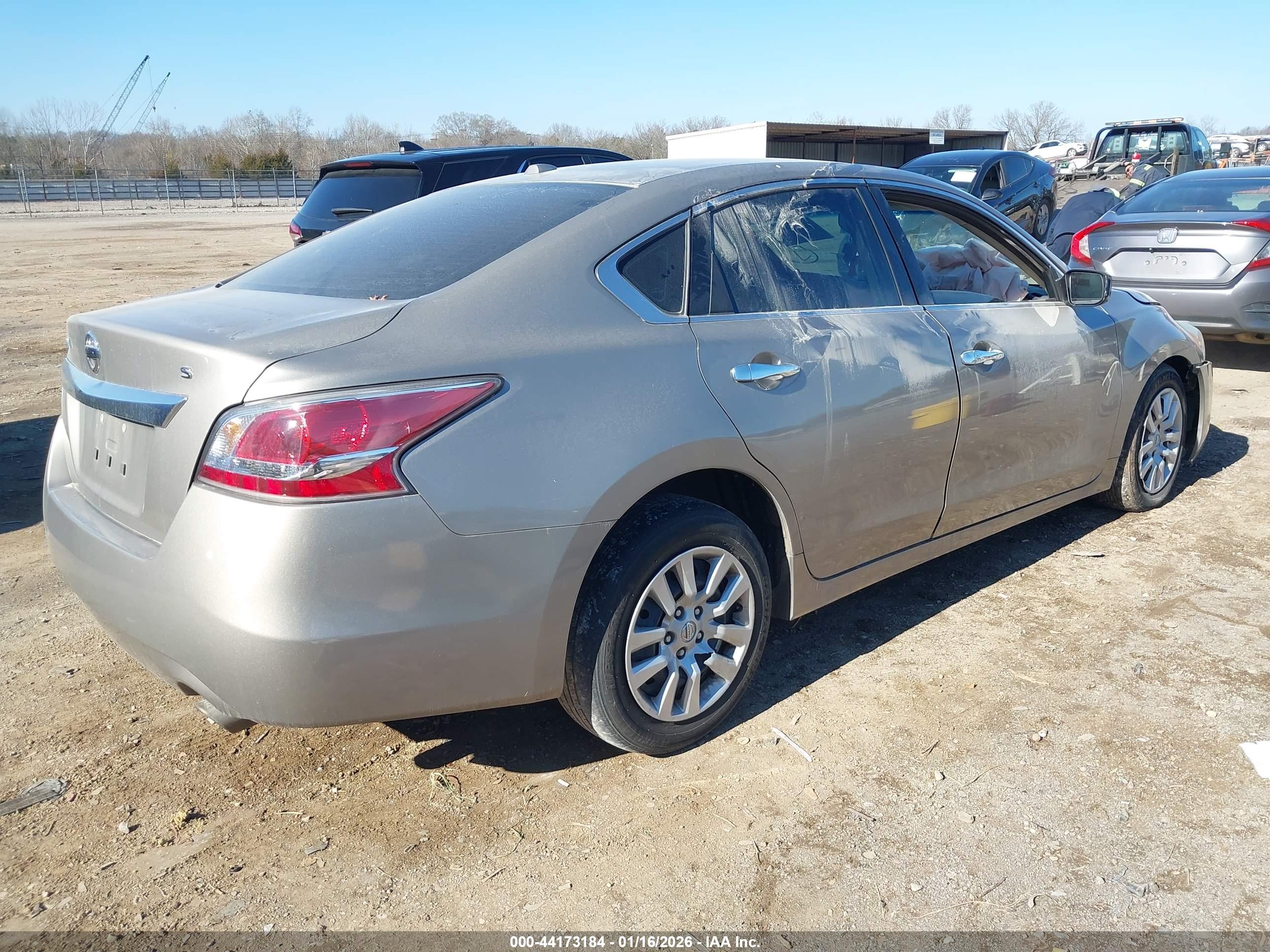 NISSAN ALTIMA image 4