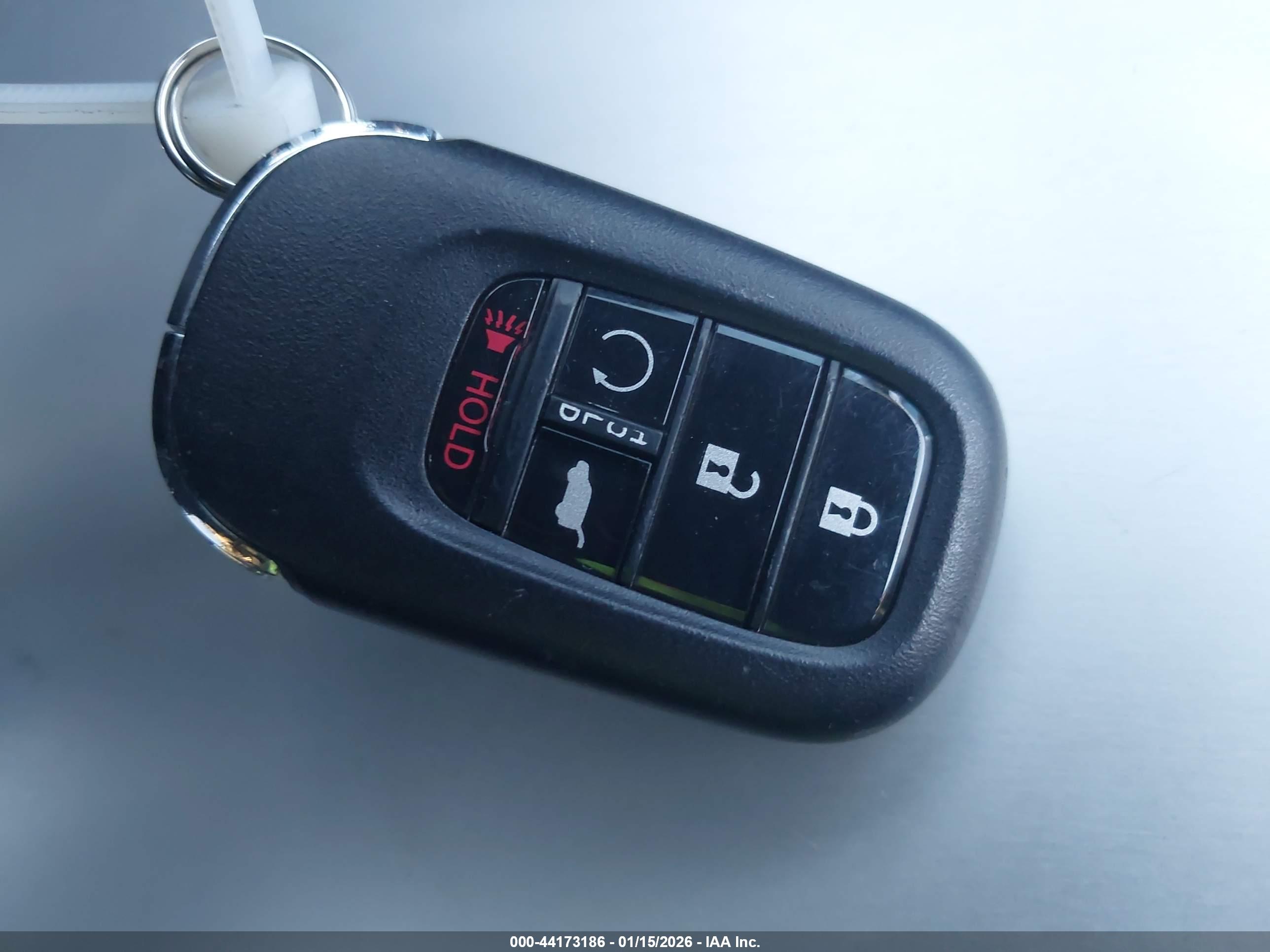 HONDA CR-V image 11