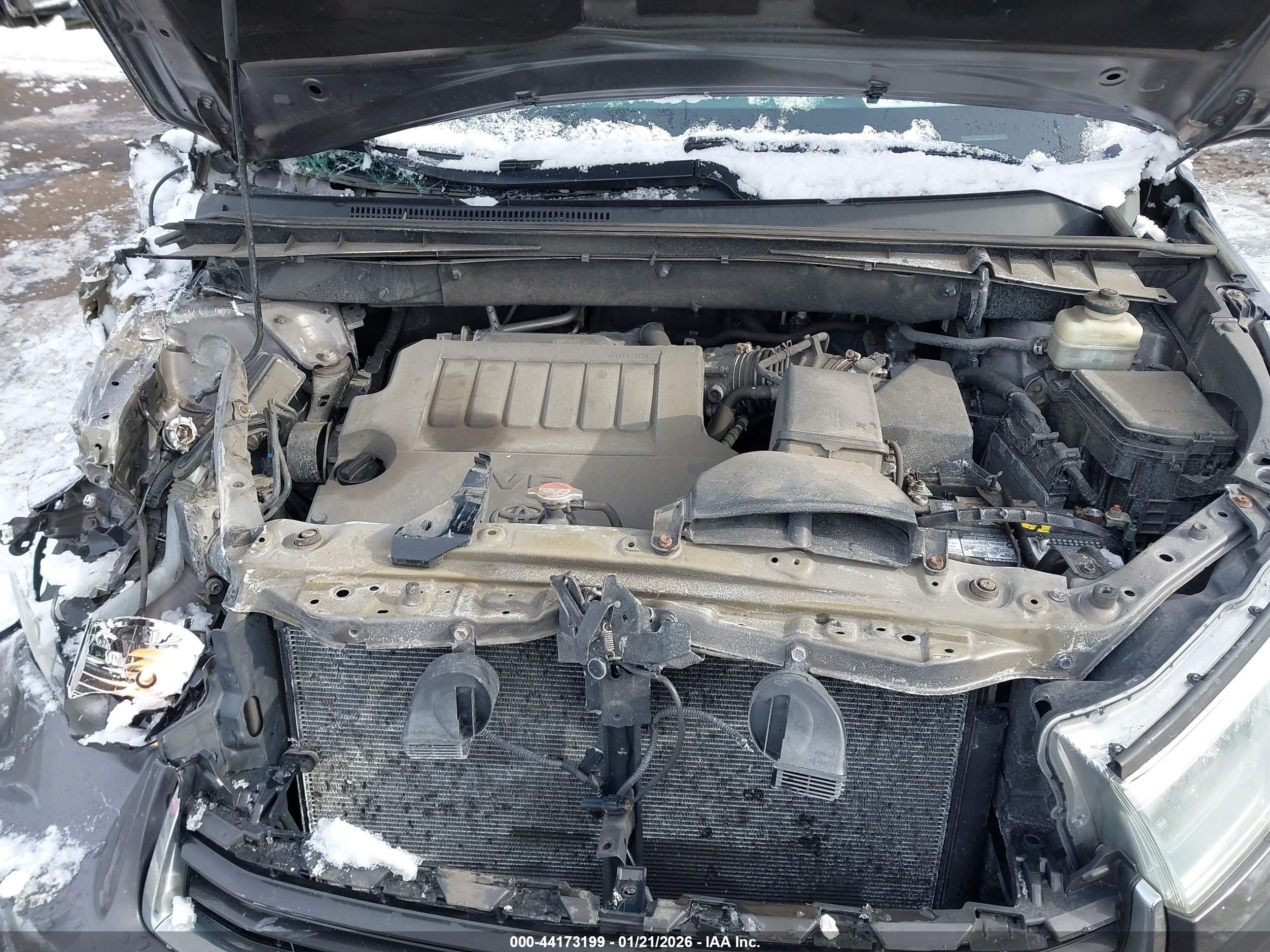 TOYOTA HIGHLANDER image 10