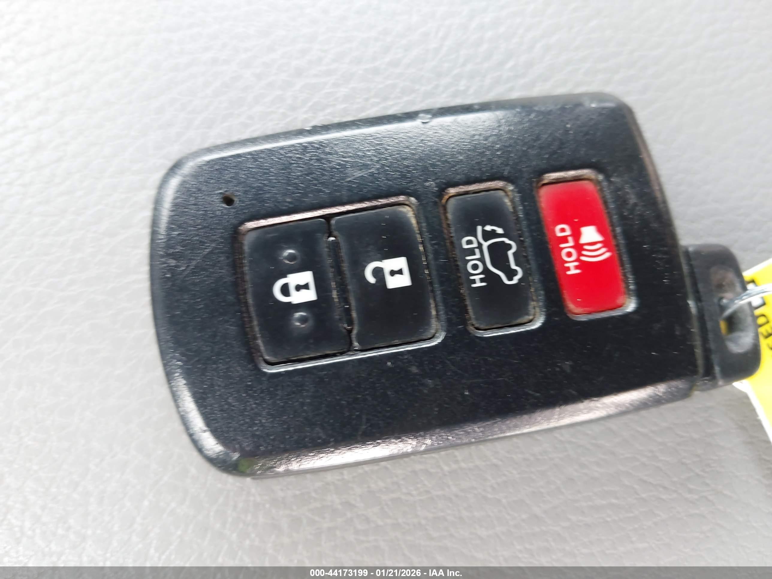 TOYOTA HIGHLANDER image 11