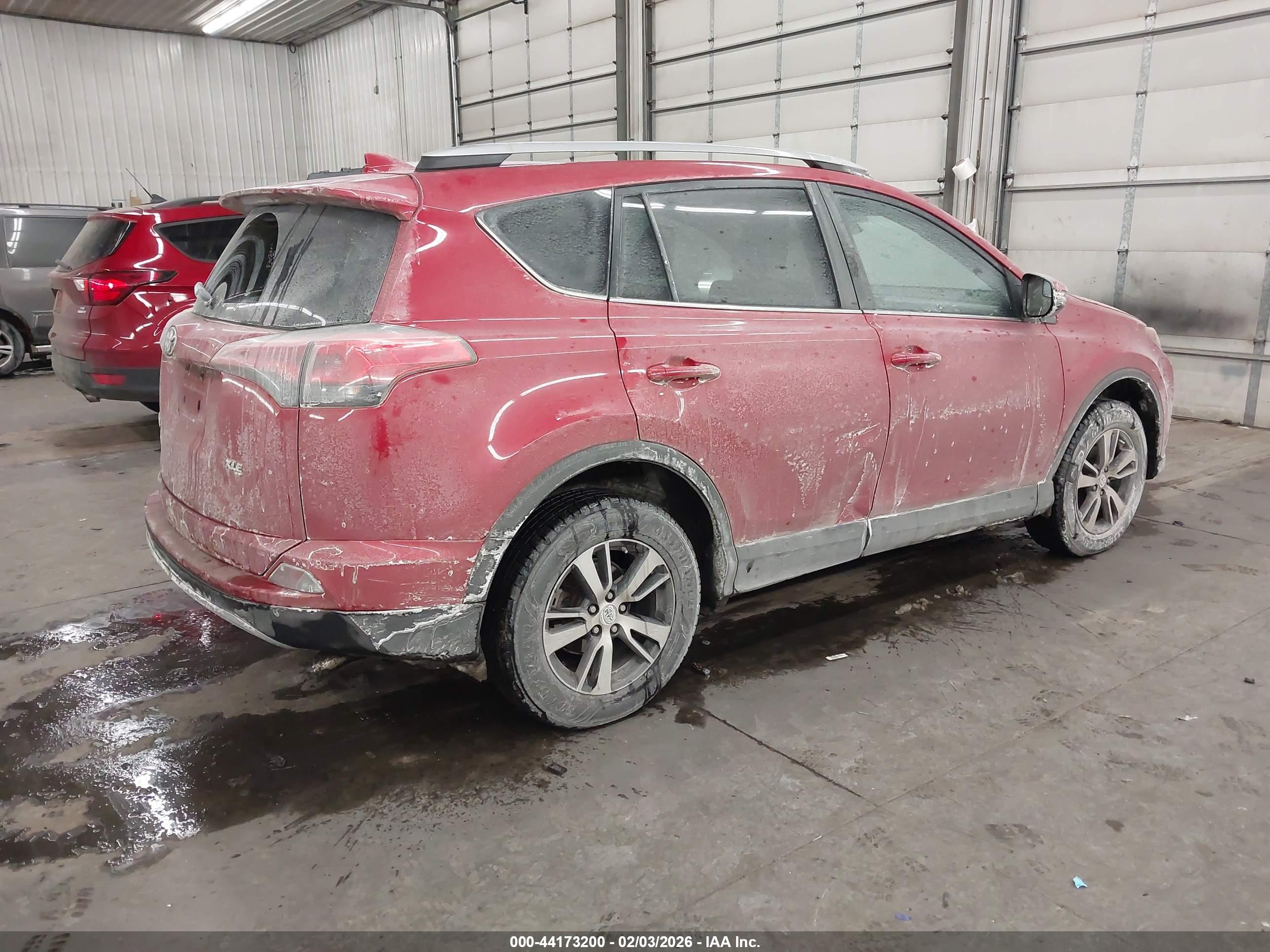 TOYOTA RAV4 image 4