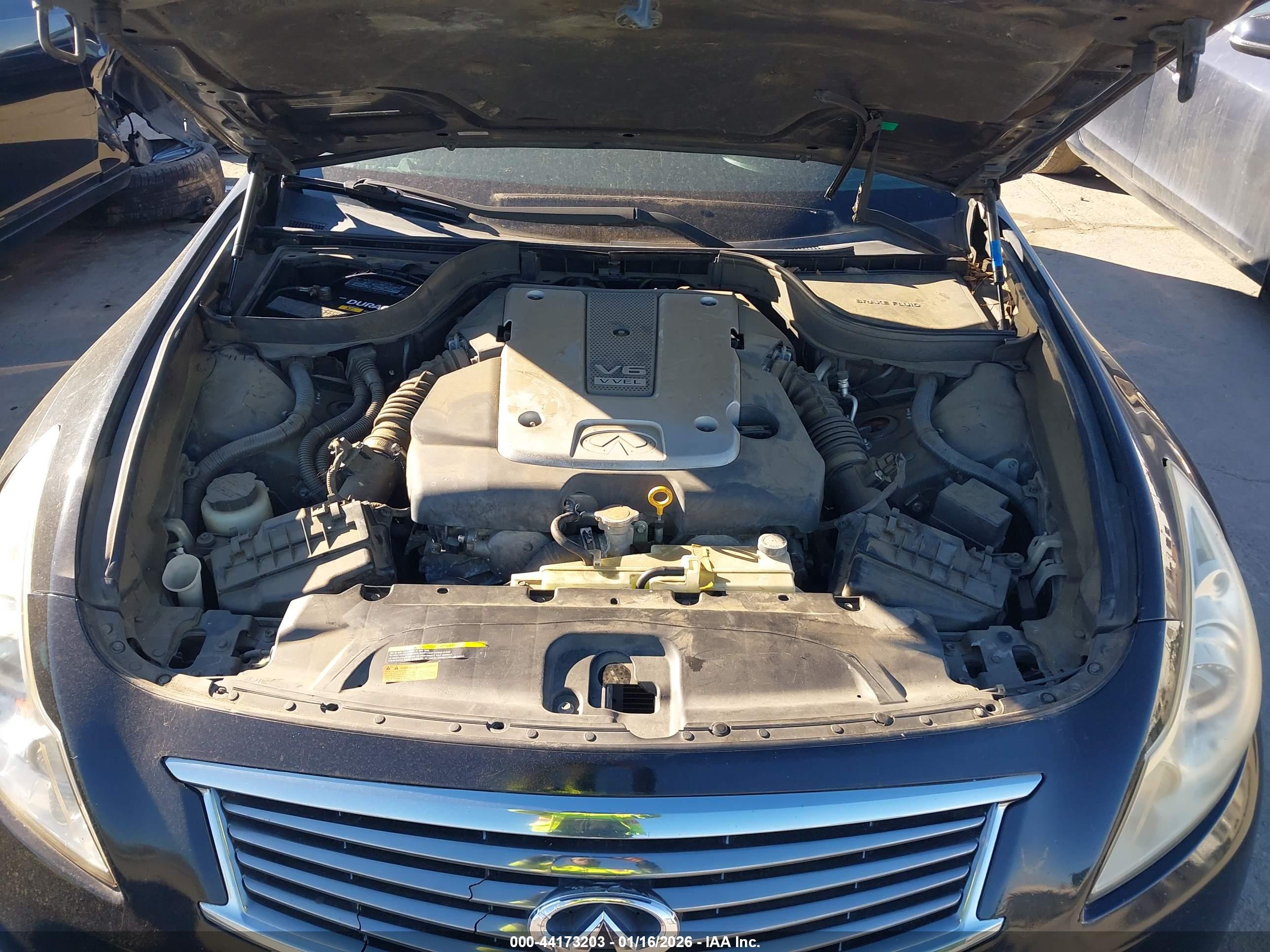 INFINITI G37 image 10