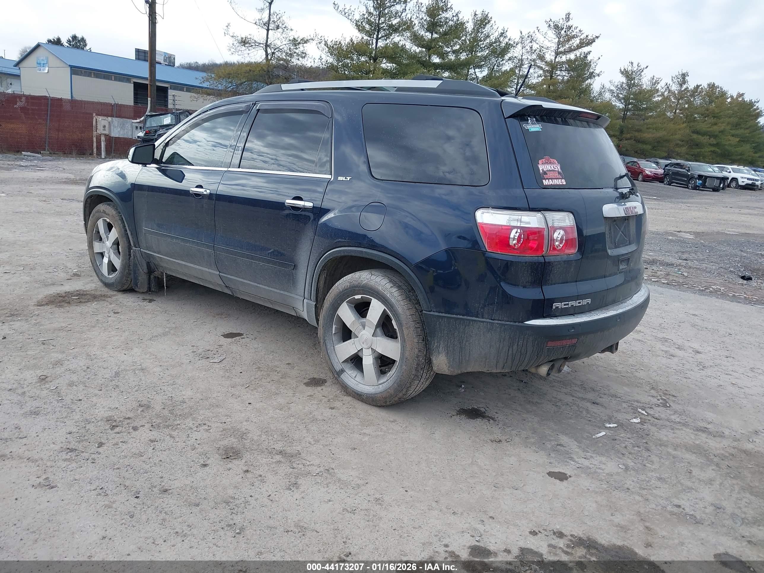 GMC ACADIA image 3
