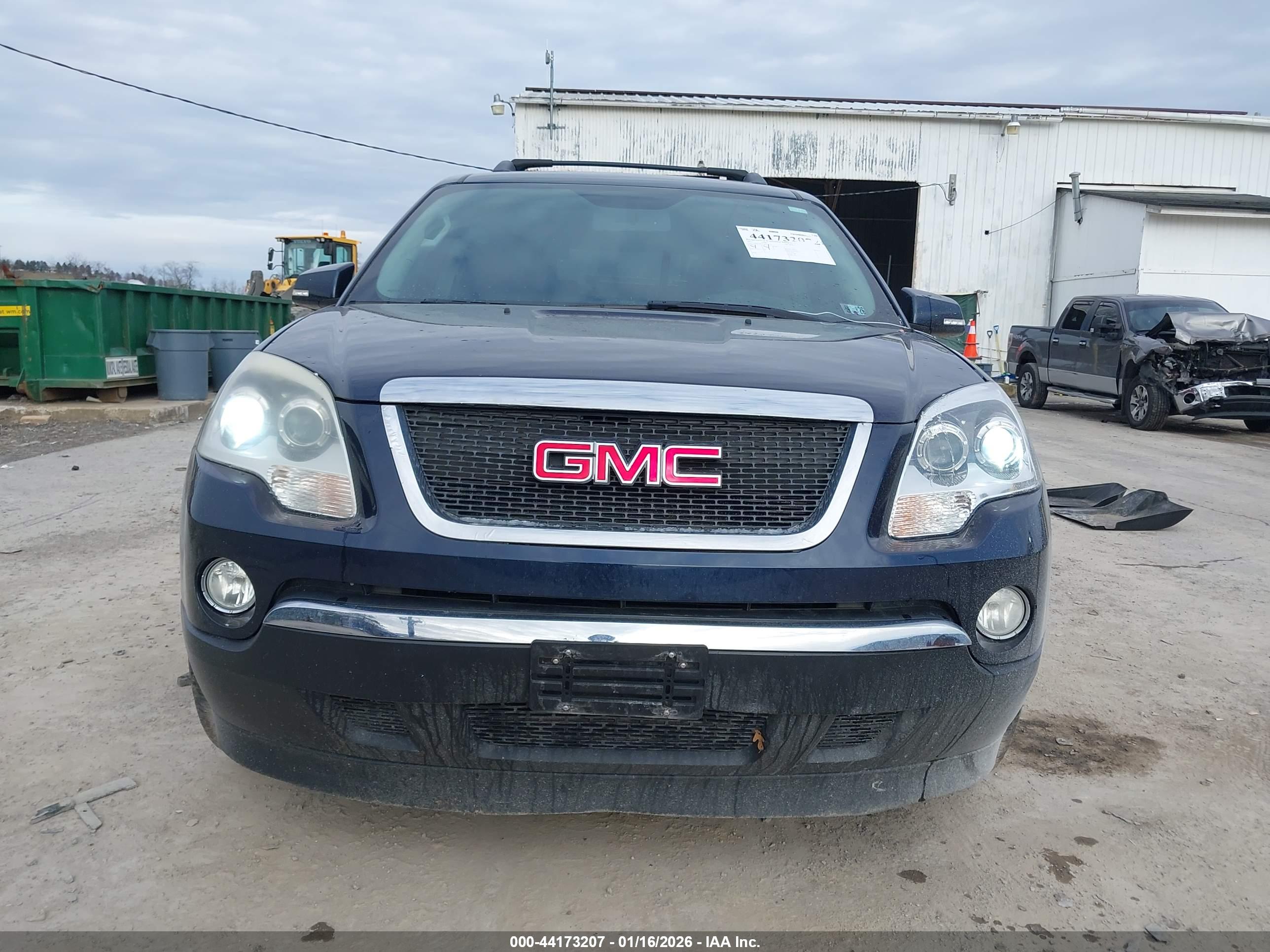 GMC ACADIA image 6