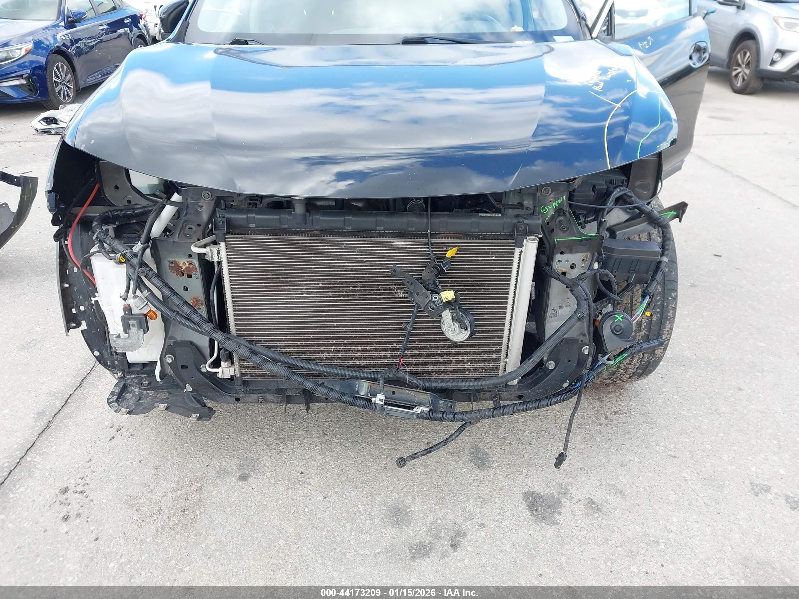 NISSAN ROGUE image 6
