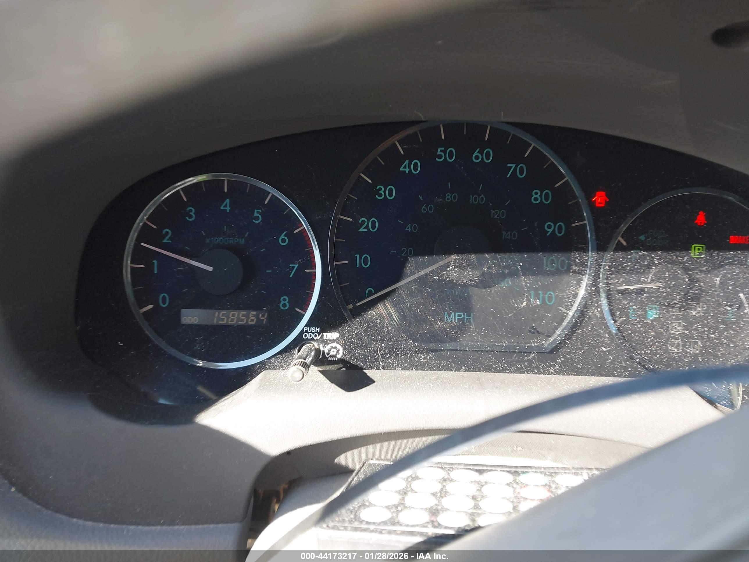 TOYOTA SIENNA image 7
