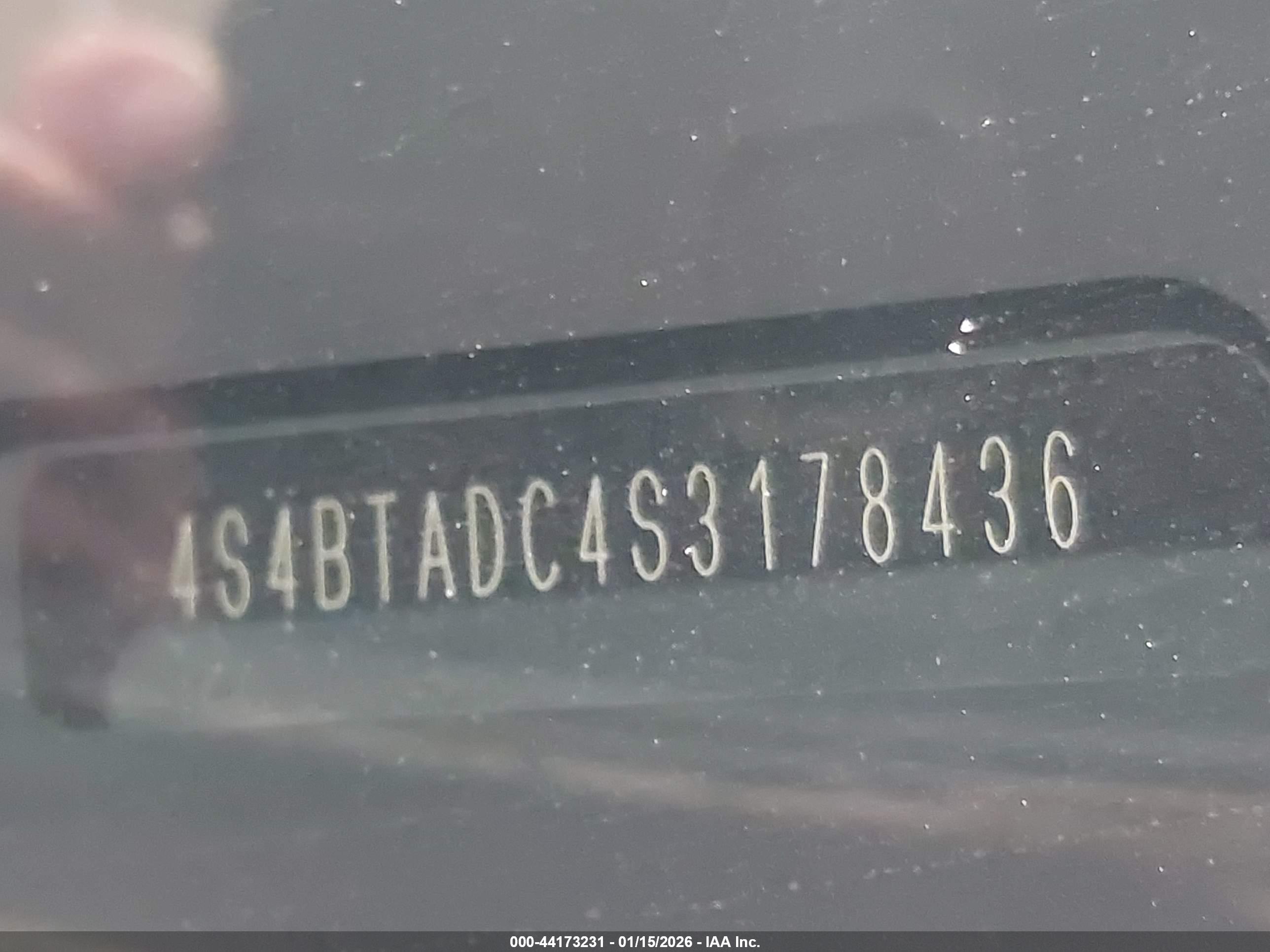 SUBARU OUTBACK image 9