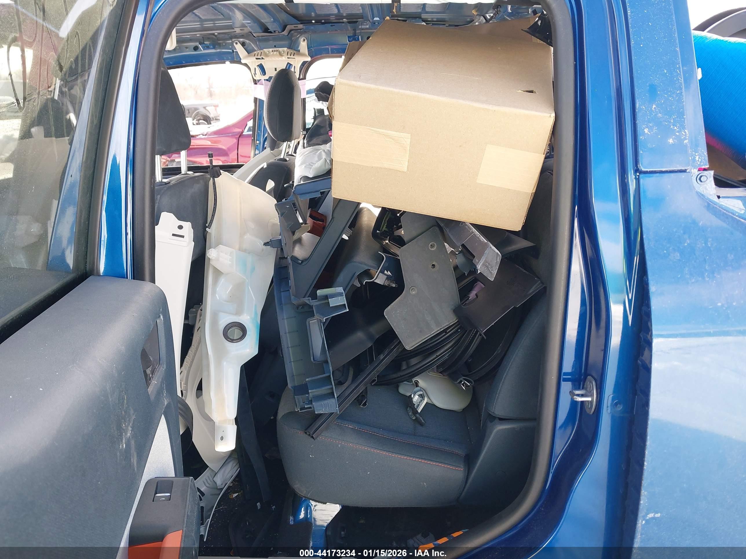 FORD MAVERICK image 8