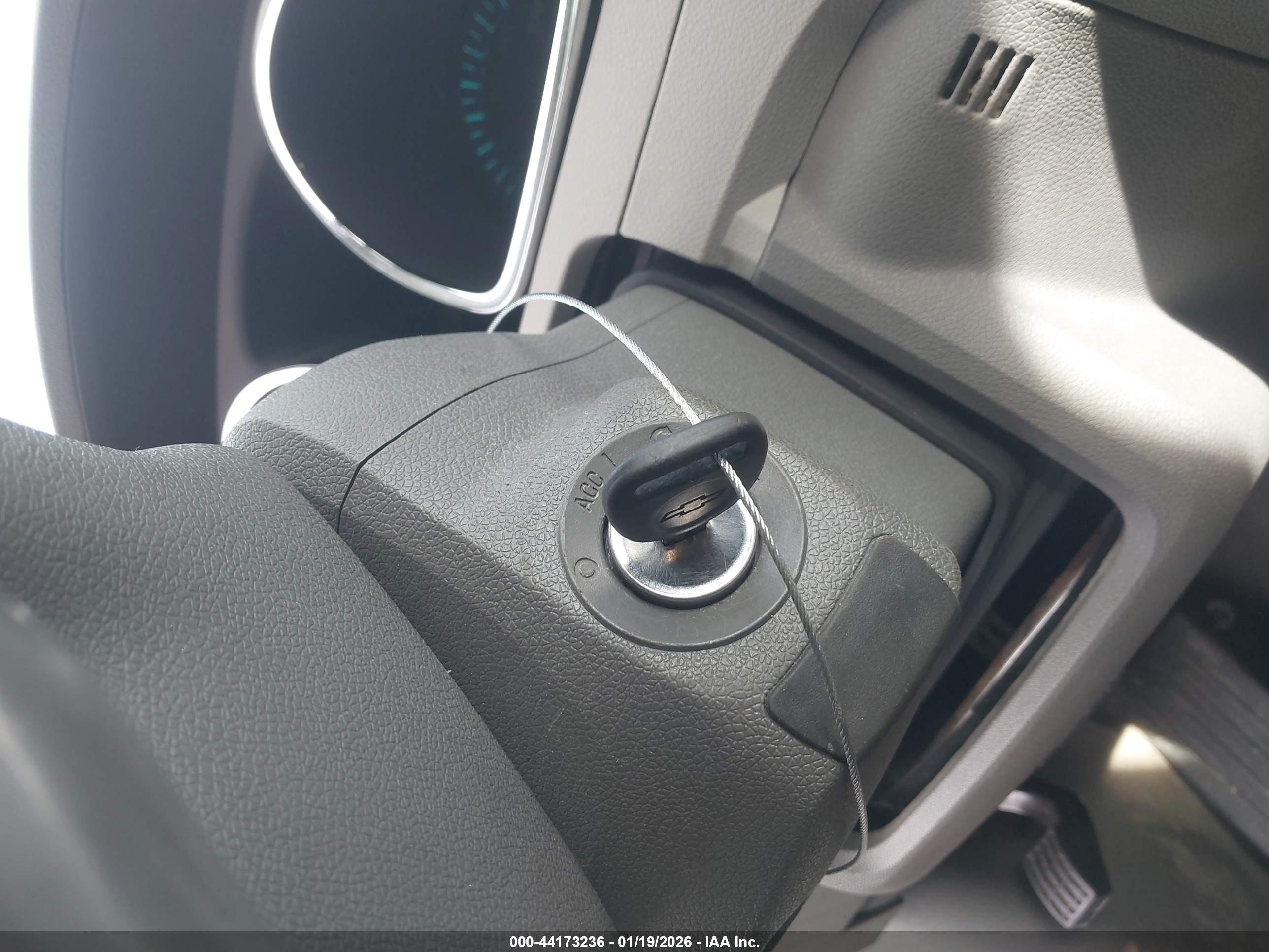 CHEVROLET TRAVERSE image 11