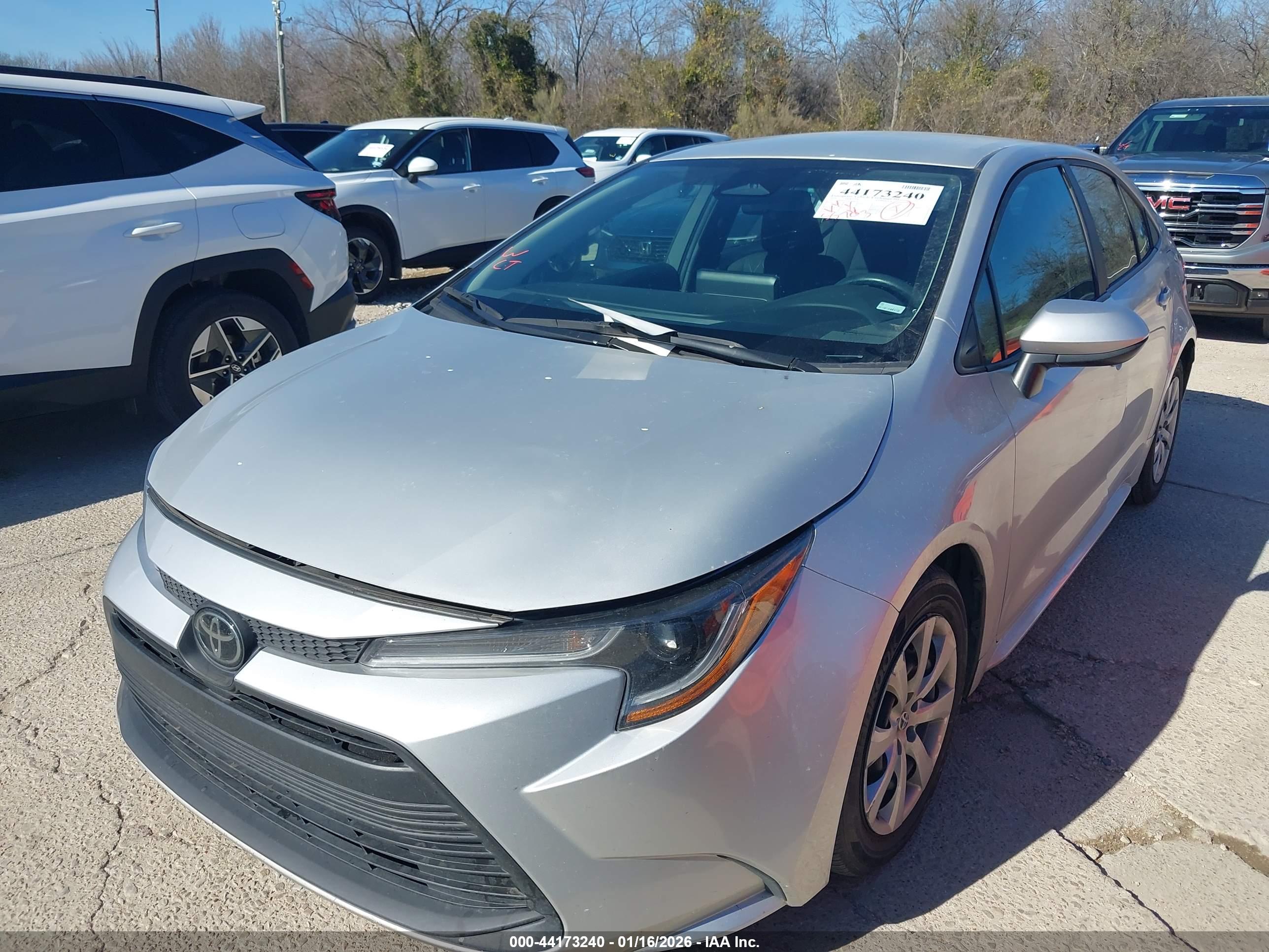 TOYOTA COROLLA image 2