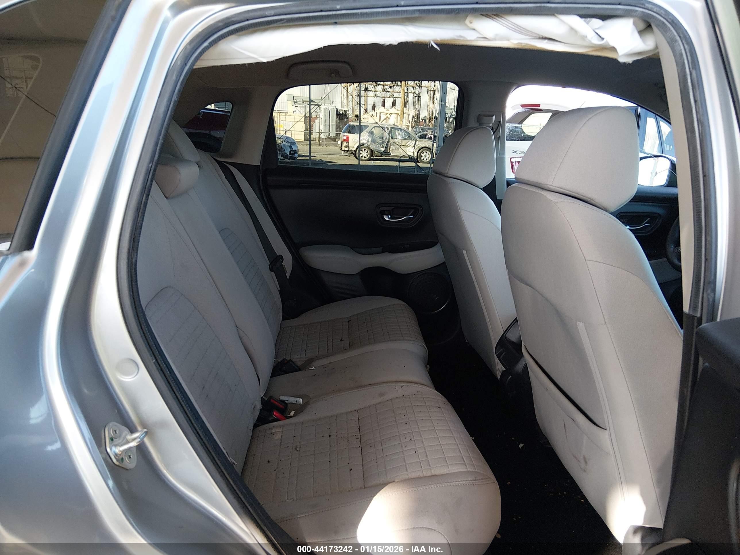 HONDA HR-V image 8