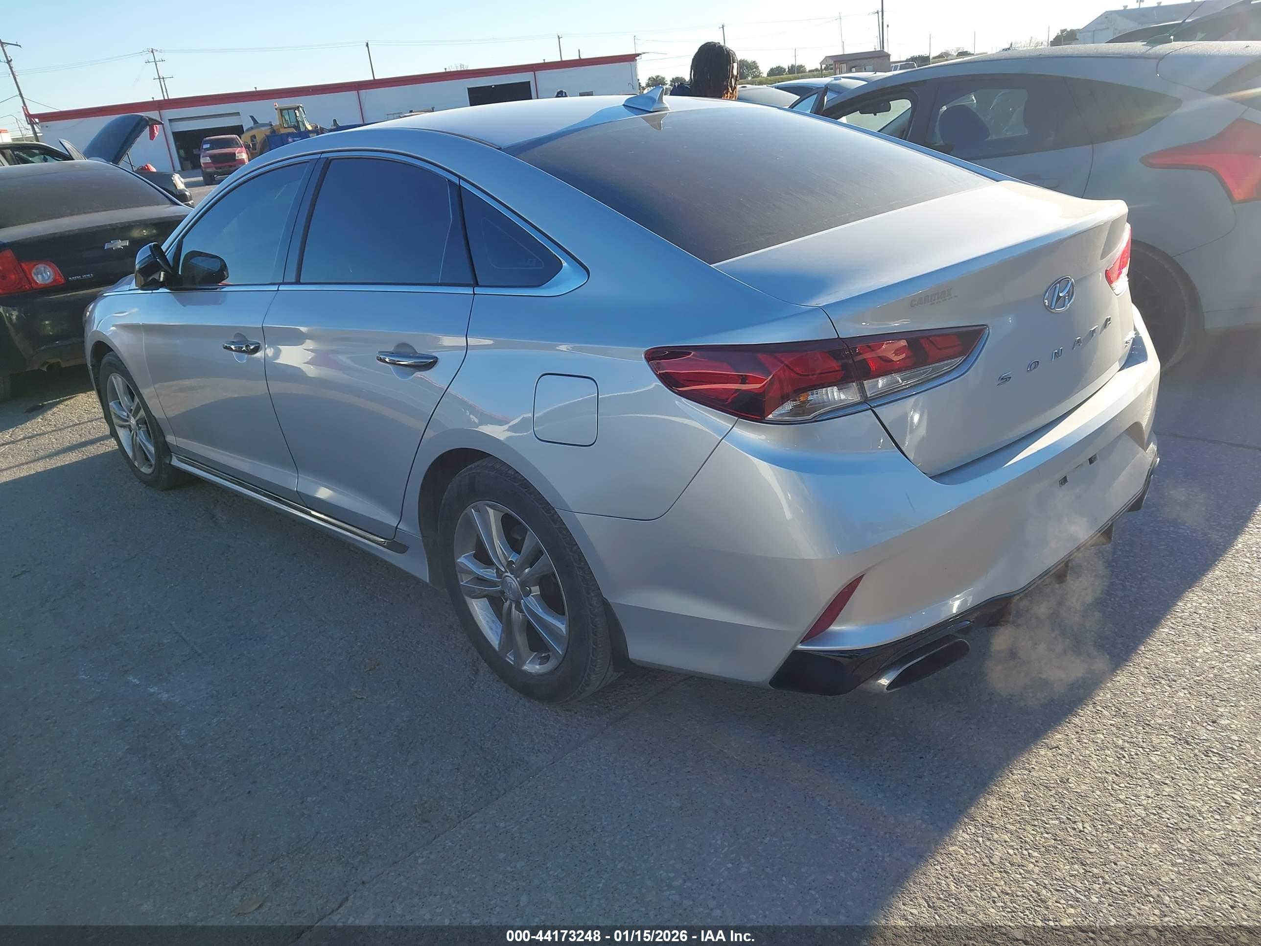 HYUNDAI SONATA image 3