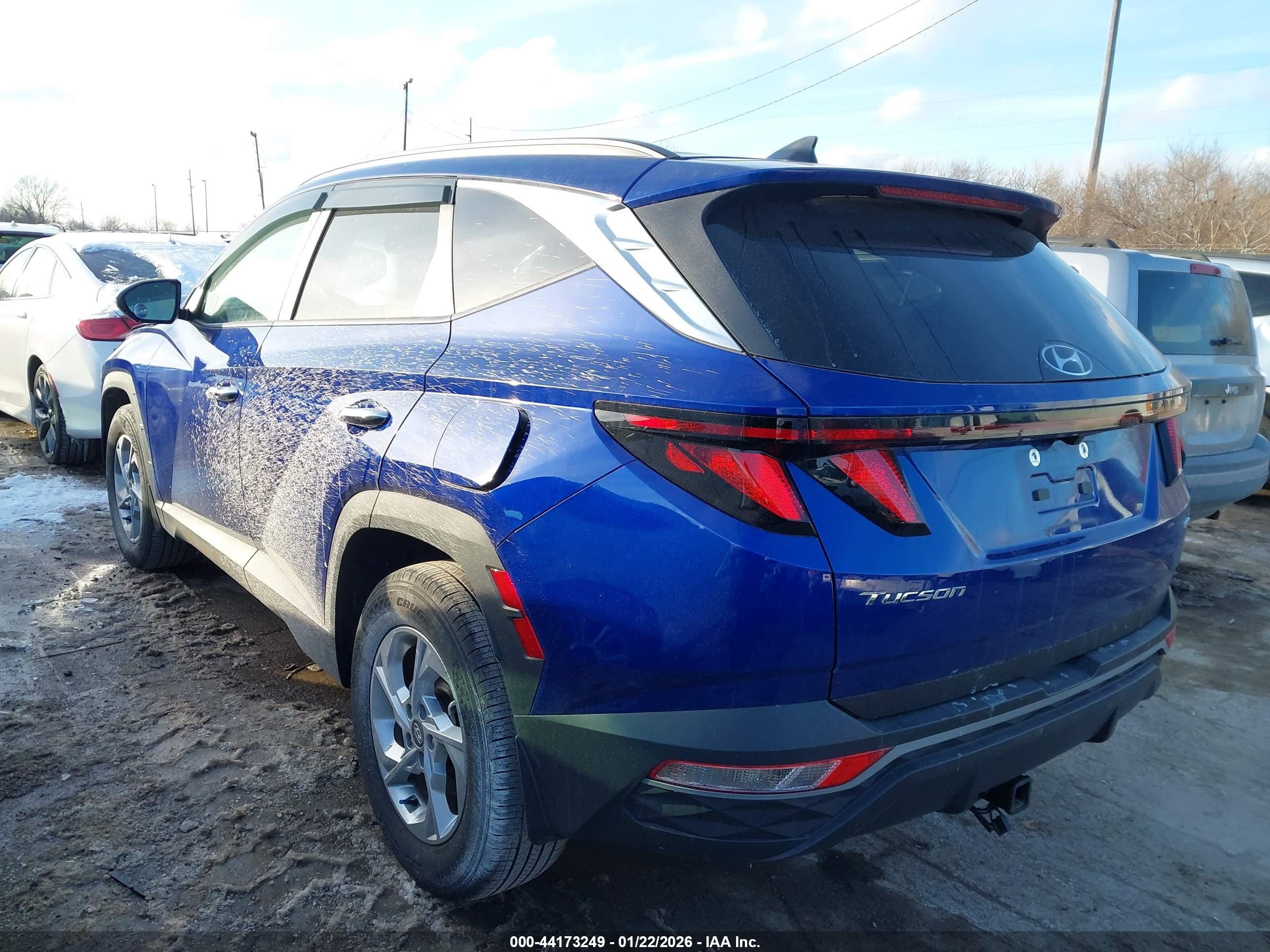 HYUNDAI TUCSON image 3
