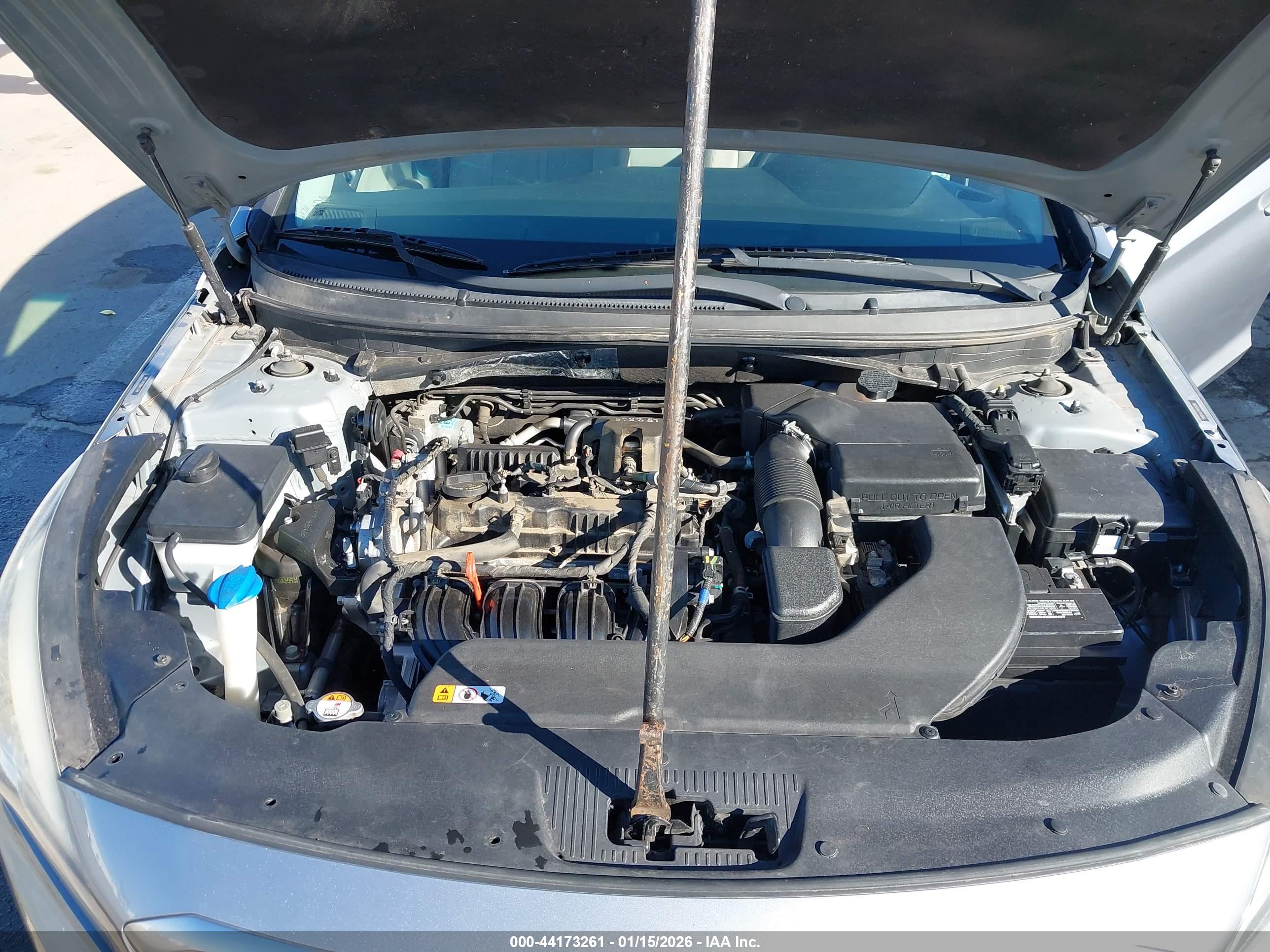 HYUNDAI SONATA image 10