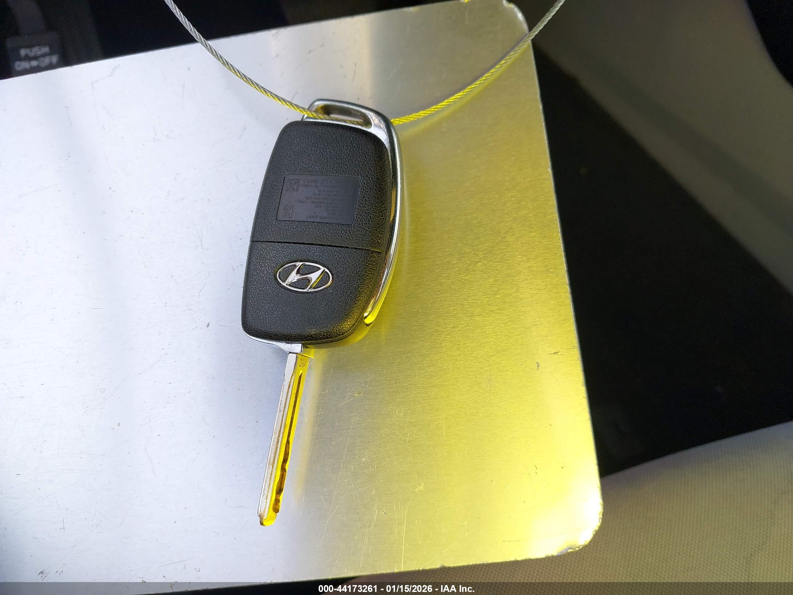 HYUNDAI SONATA image 11