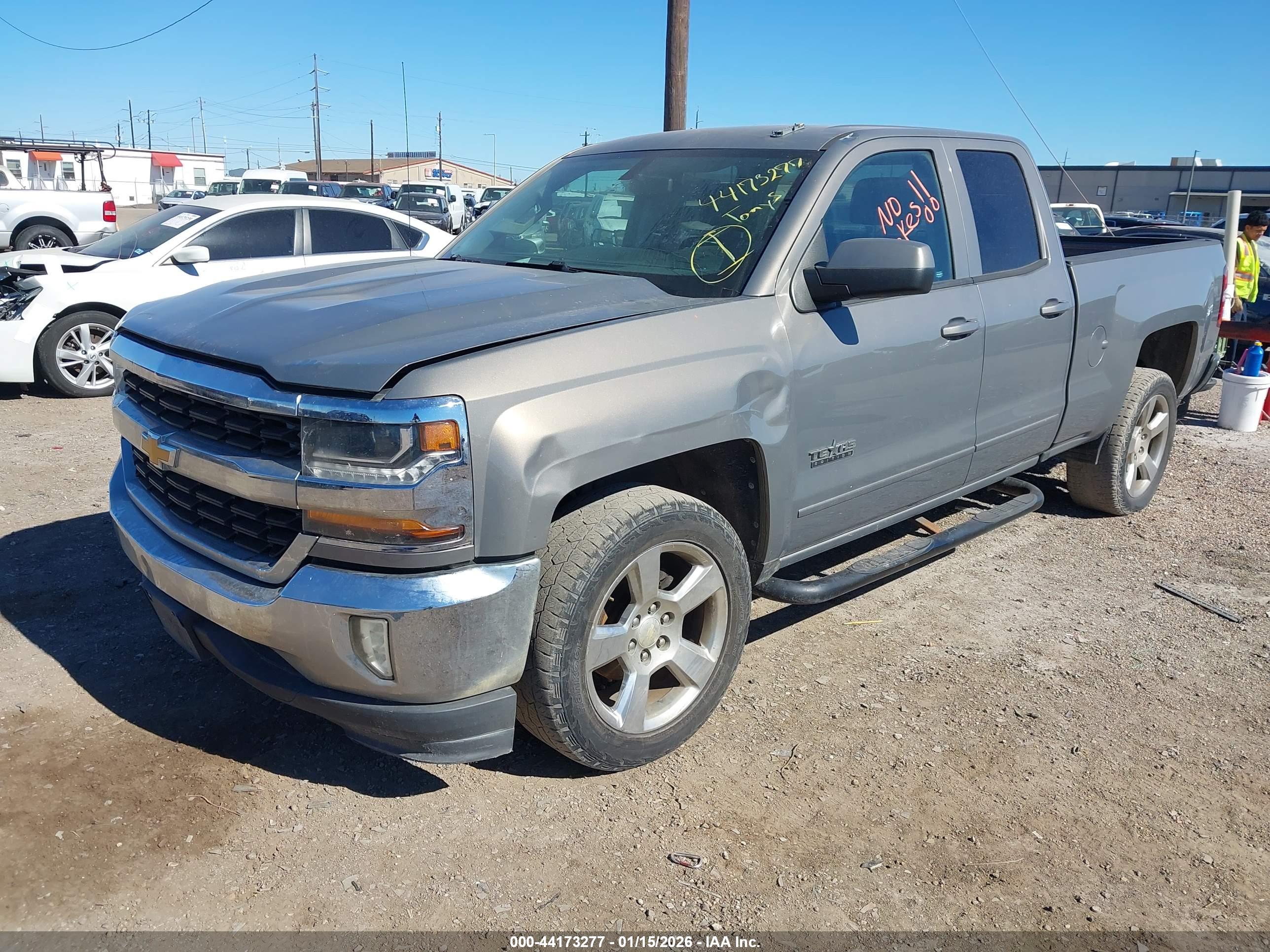 CHEVROLET SILVERADO image 2