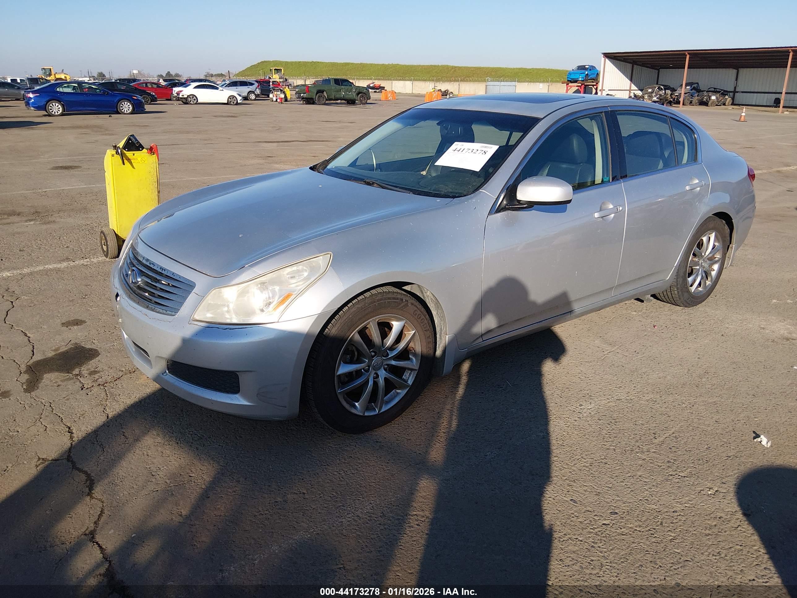 INFINITI G35 image 2