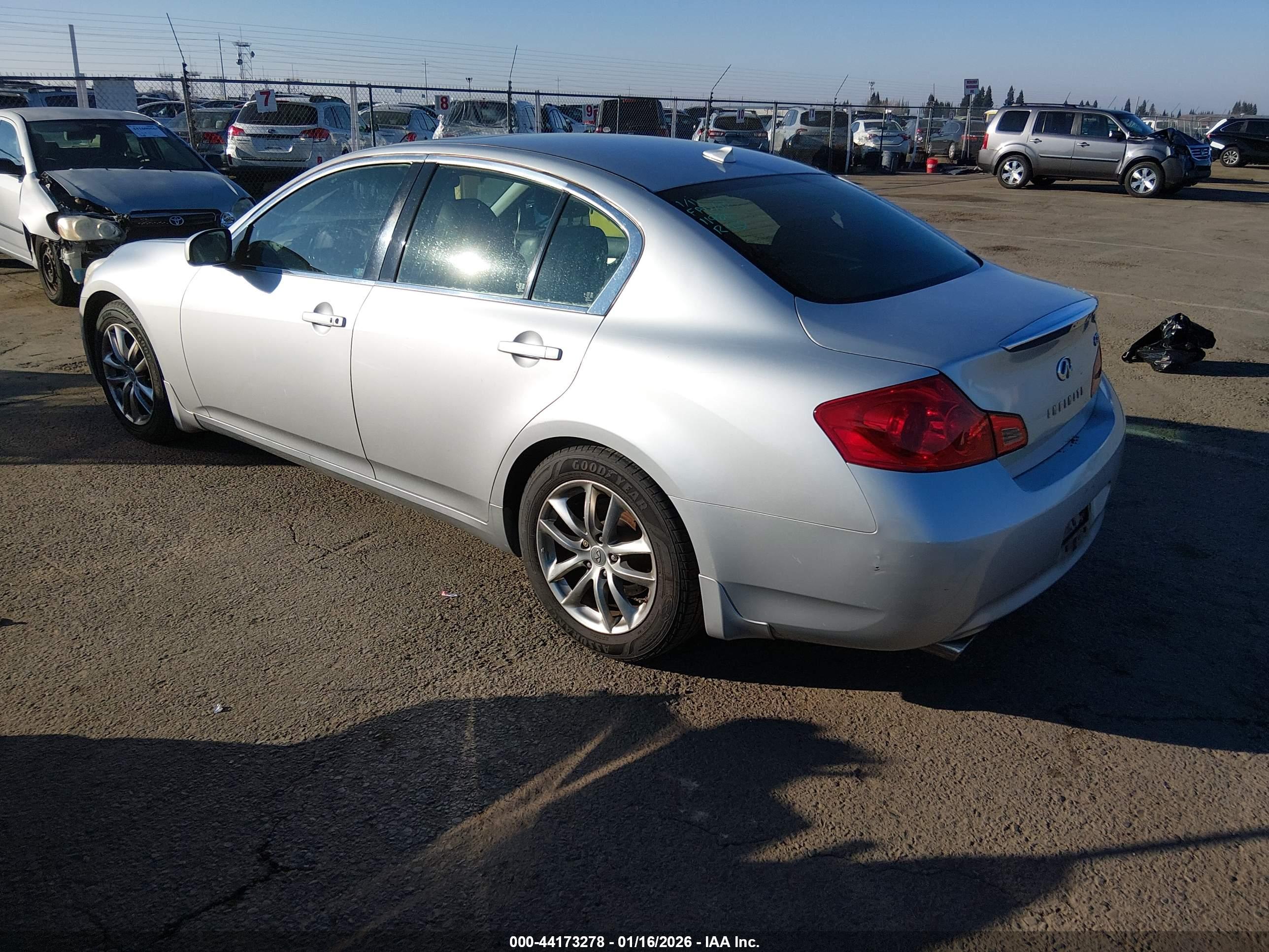 INFINITI G35 image 3