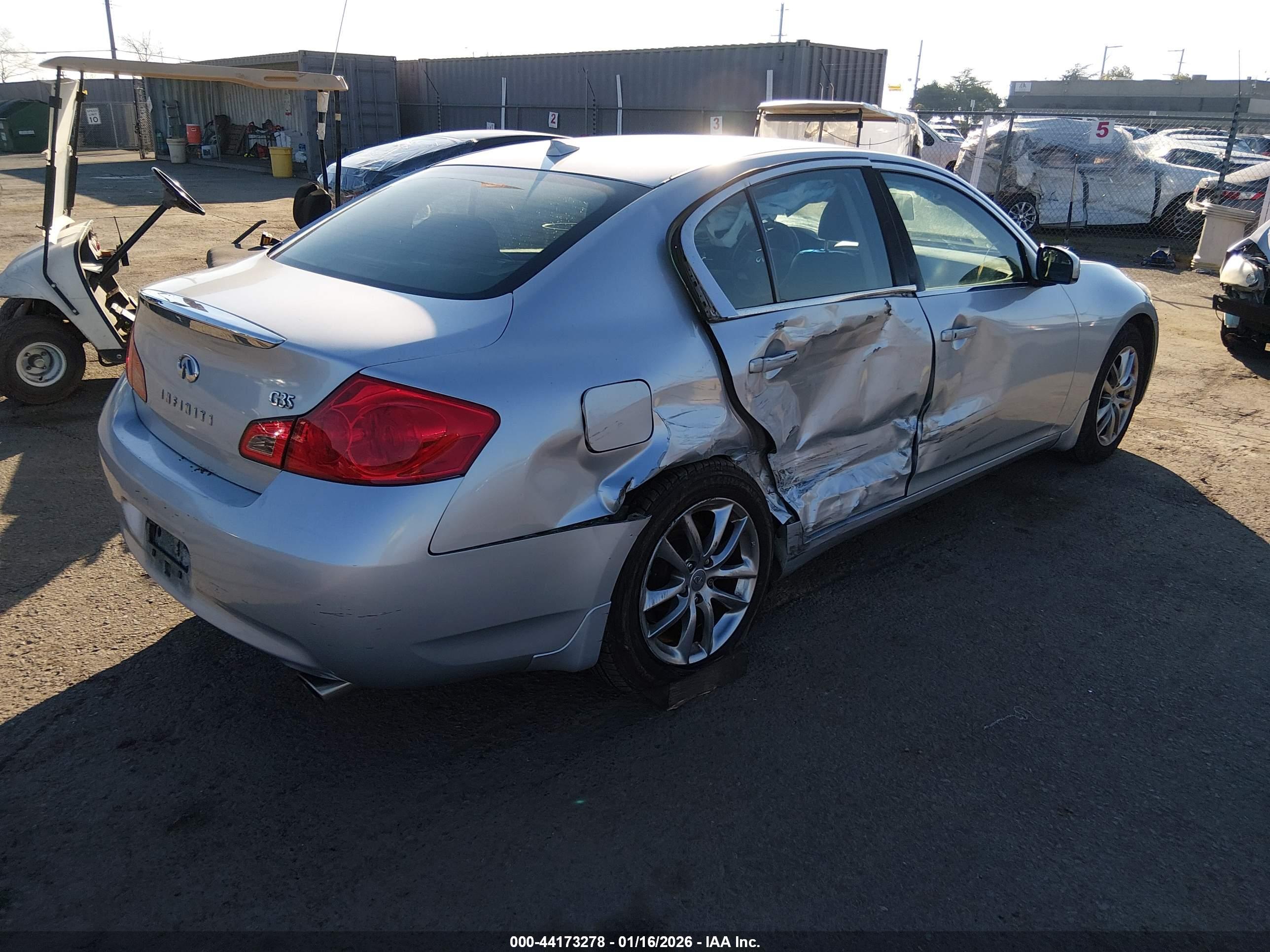 INFINITI G35 image 4