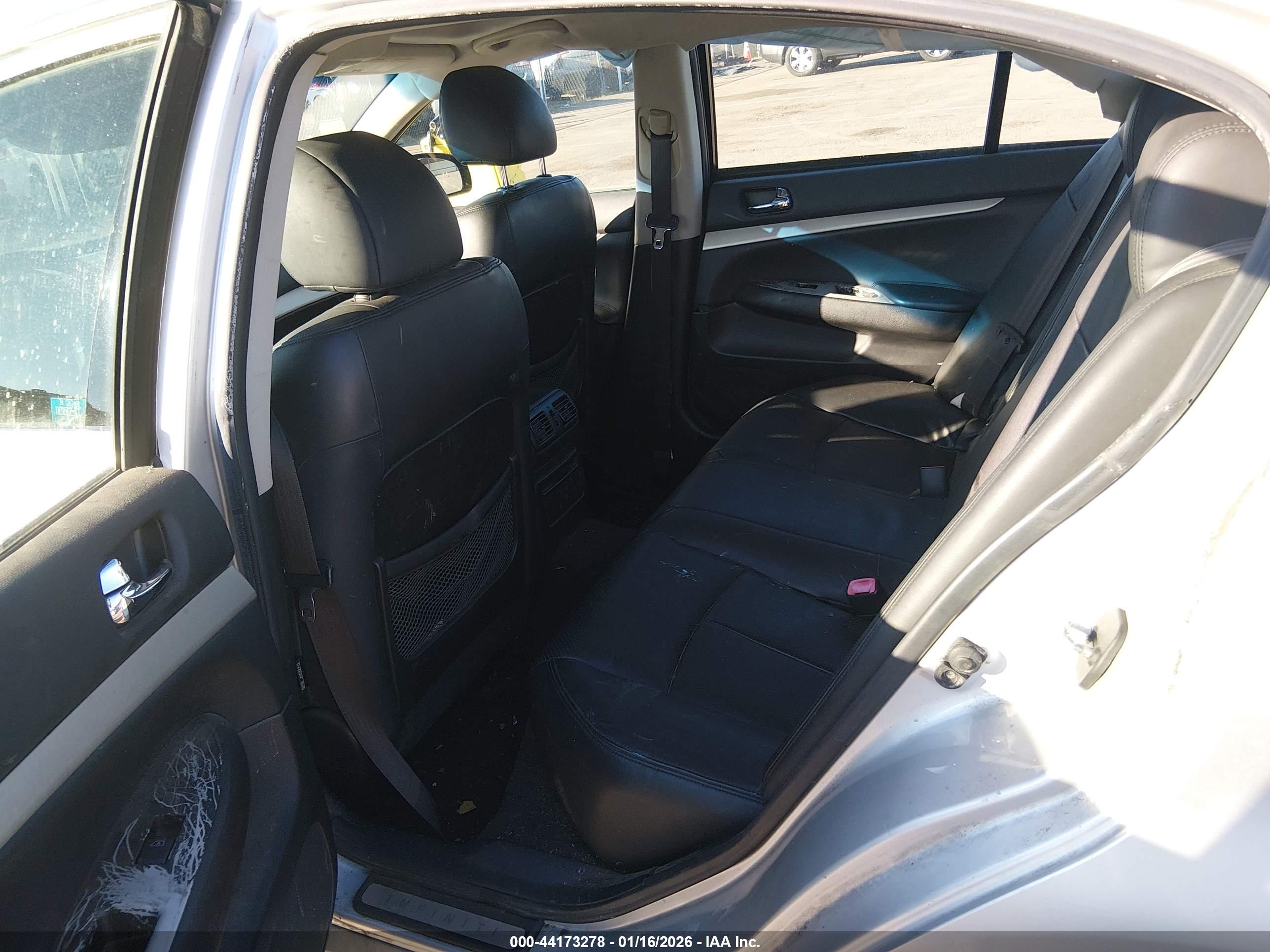 INFINITI G35 image 8
