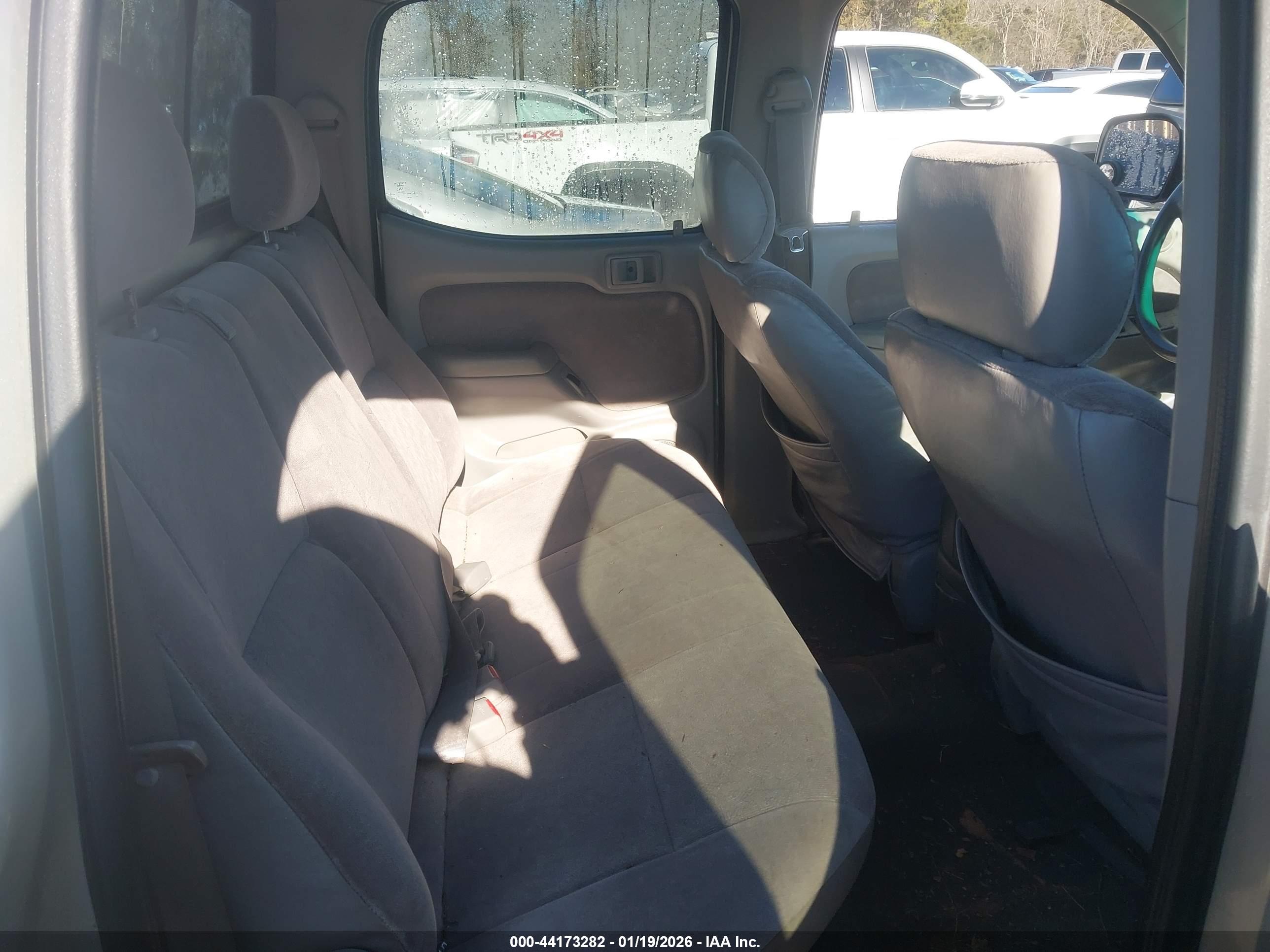 TOYOTA TACOMA image 8