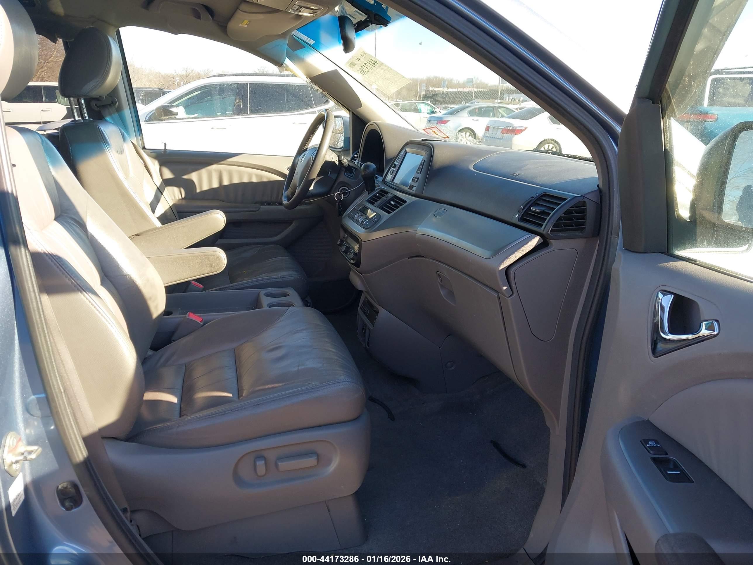 HONDA ODYSSEY image 5
