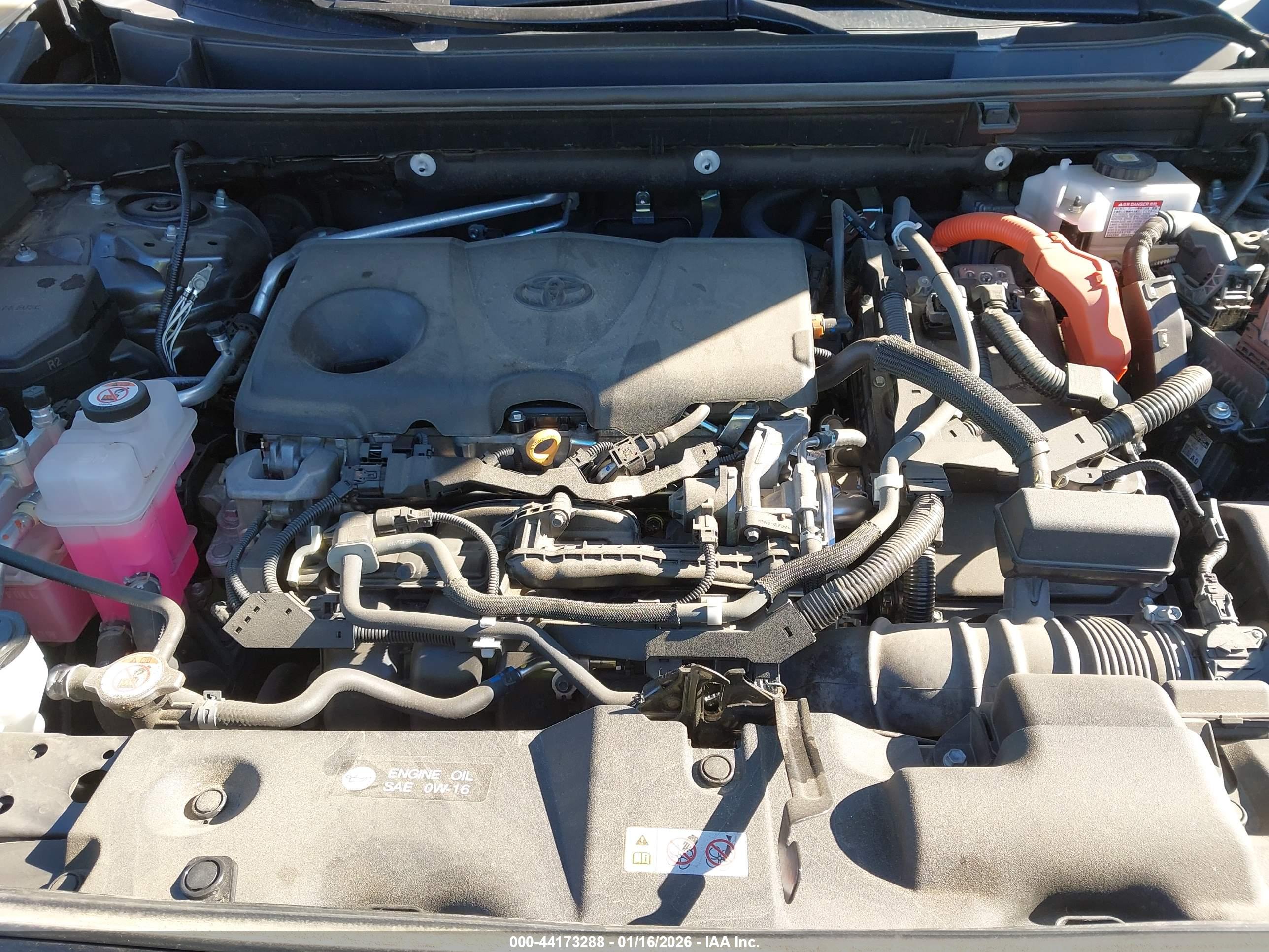 TOYOTA RAV4 image 10