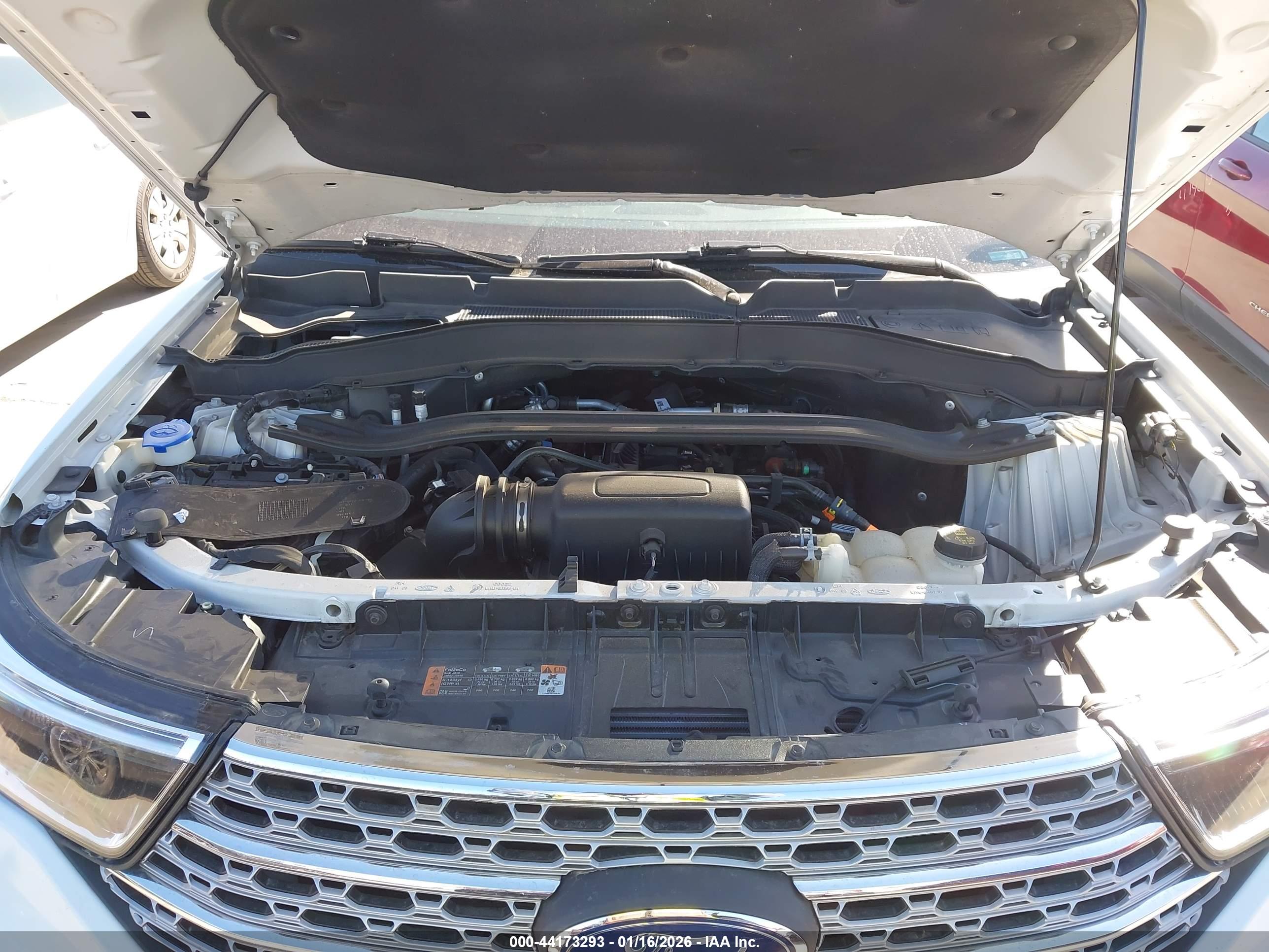 FORD EXPLORER image 10