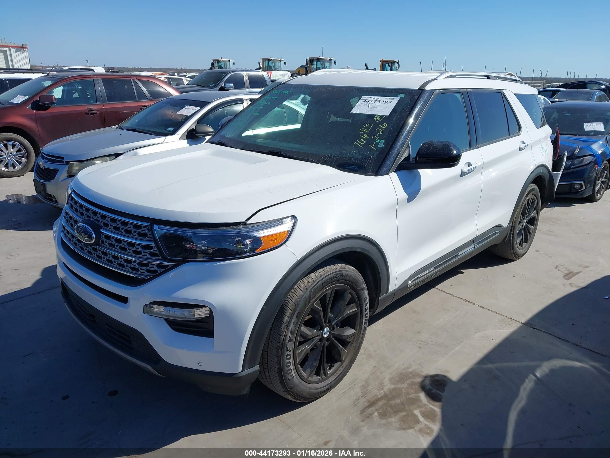 FORD EXPLORER image 2