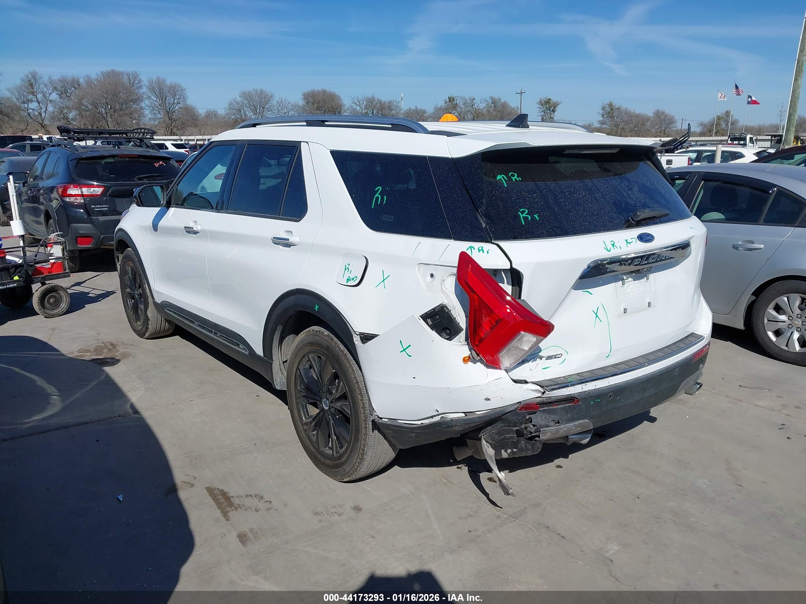 FORD EXPLORER image 3