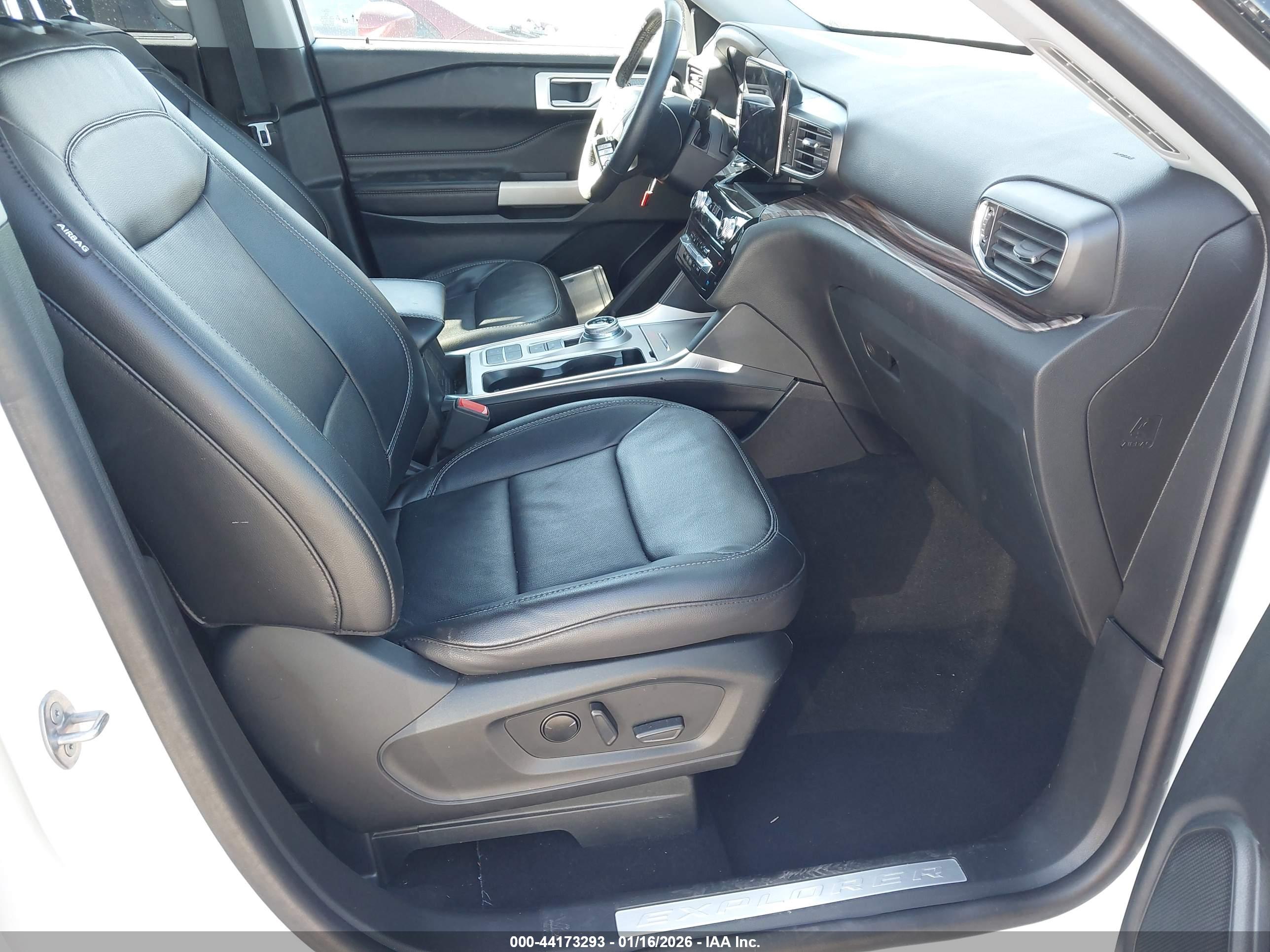 FORD EXPLORER image 5