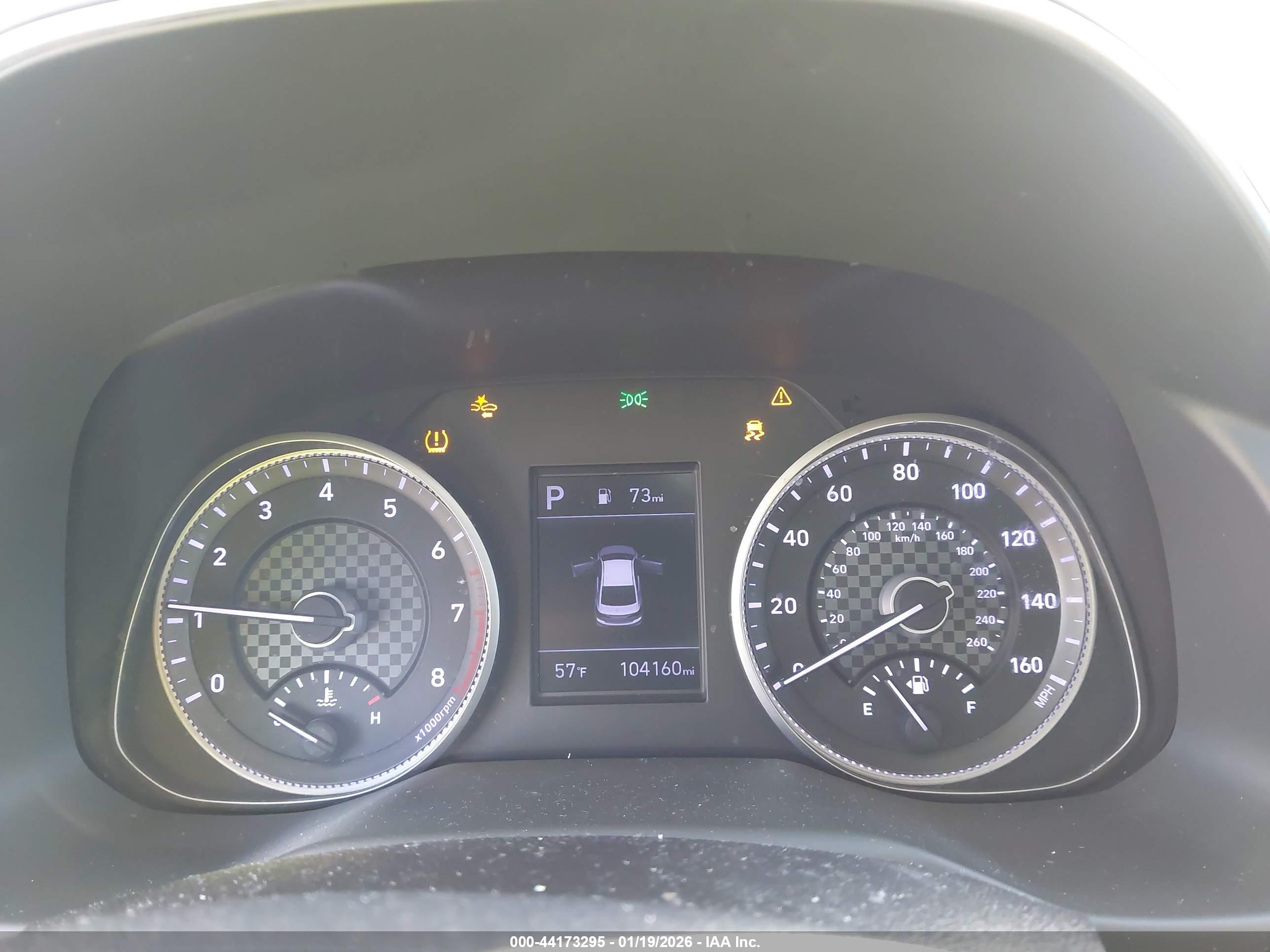 HYUNDAI ELANTRA image 7