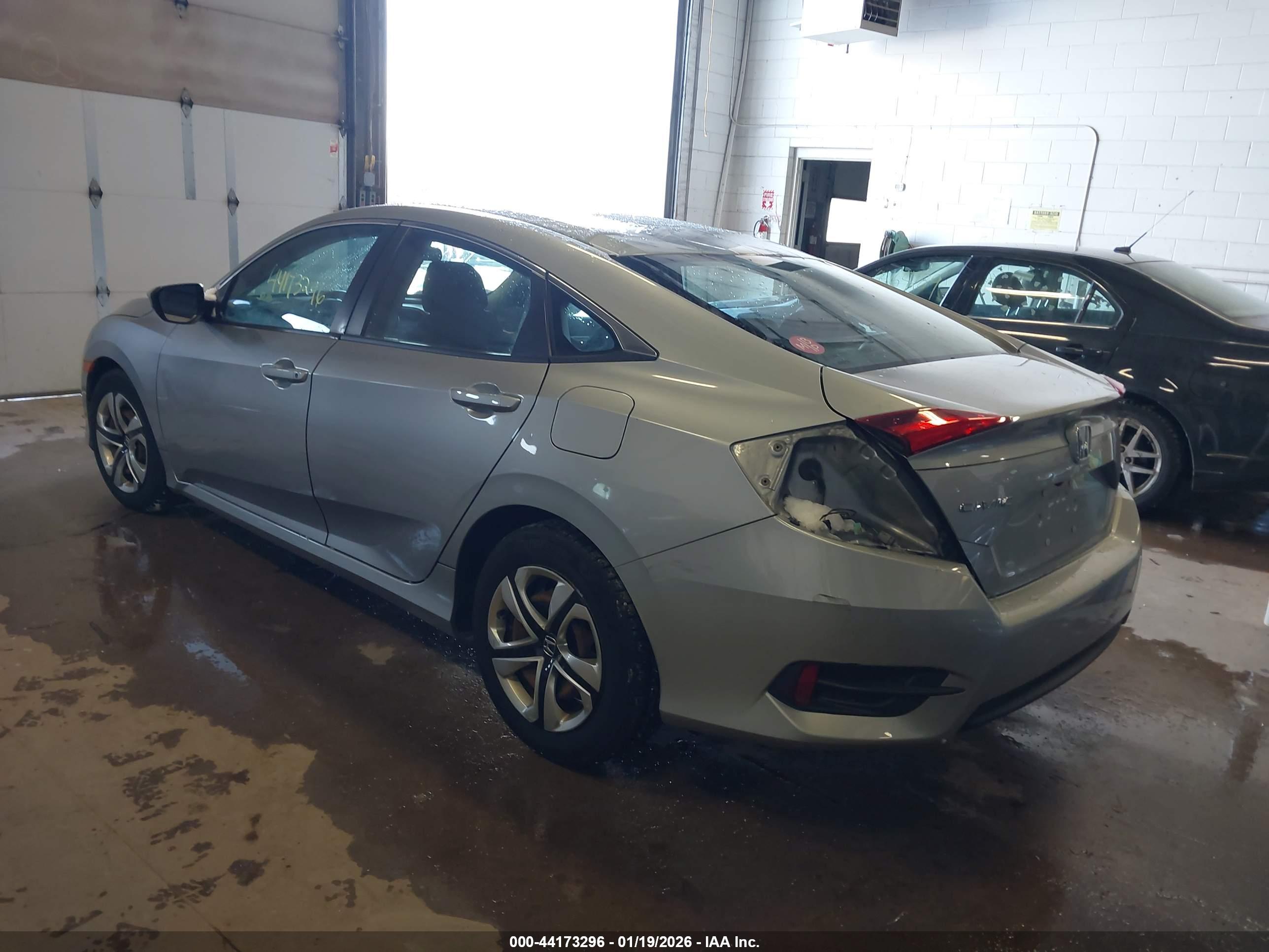 HONDA CIVIC image 3
