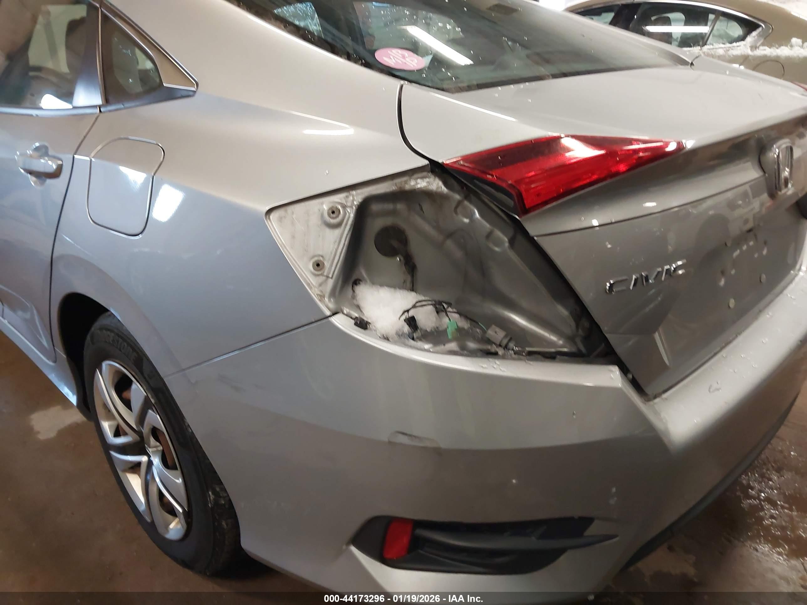 HONDA CIVIC image 6