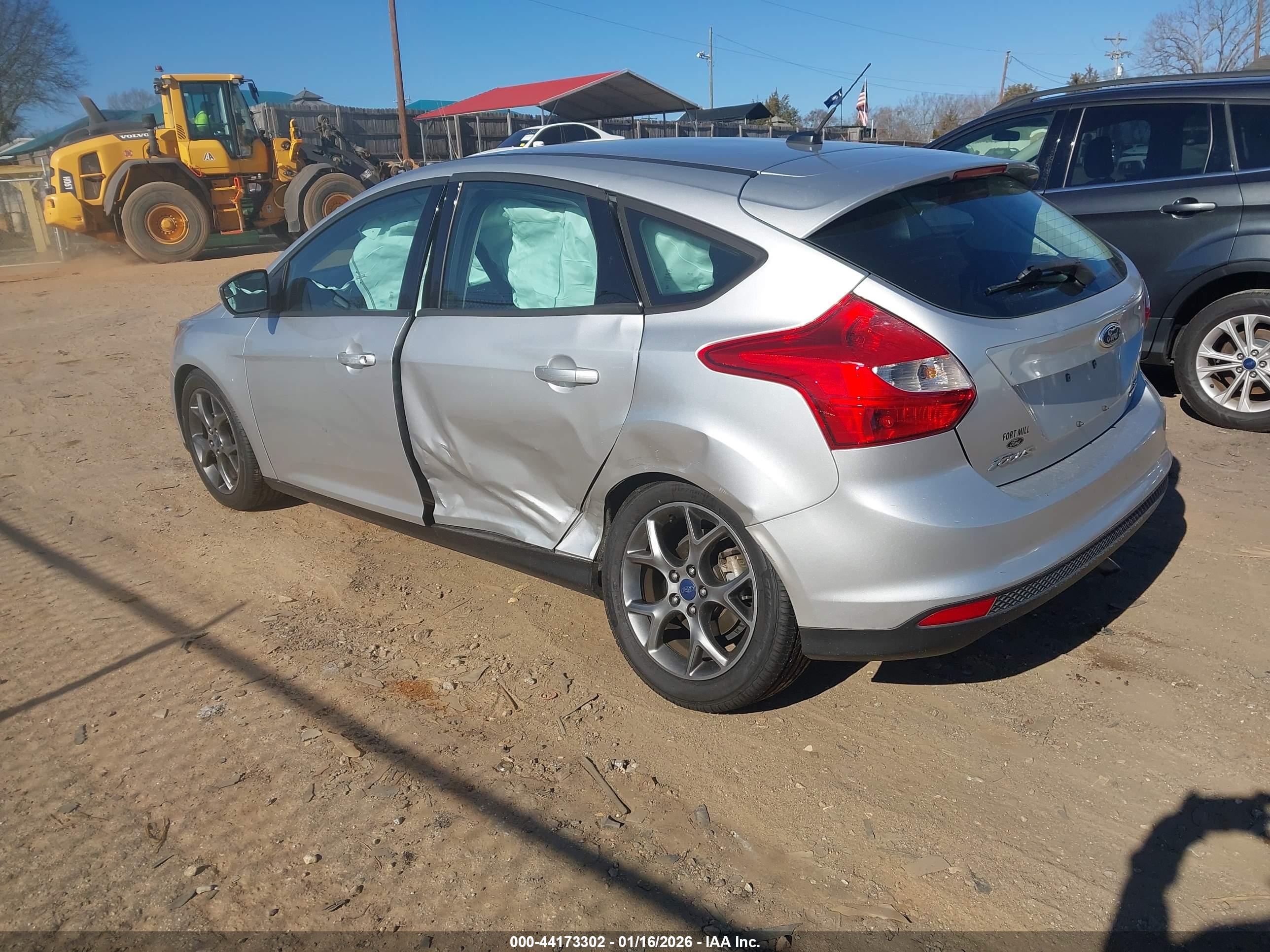 FORD FOCUS image 3