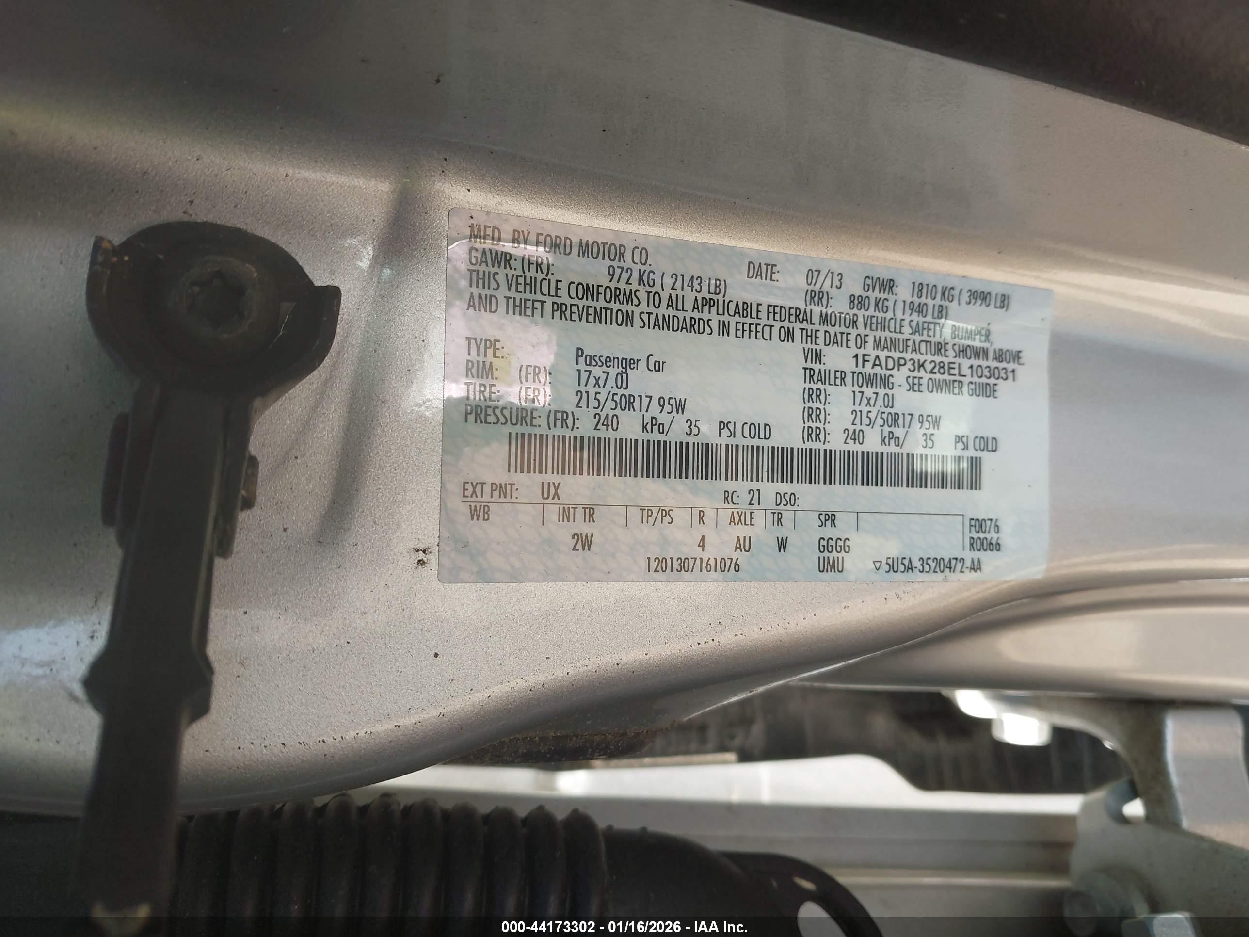 FORD FOCUS image 9