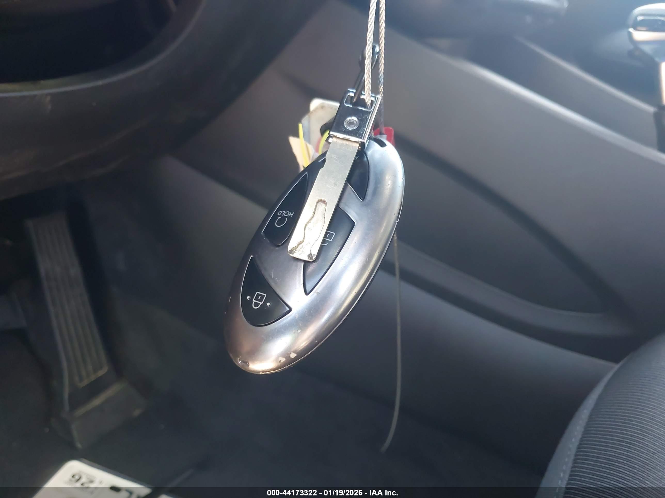 HYUNDAI TUCSON image 11