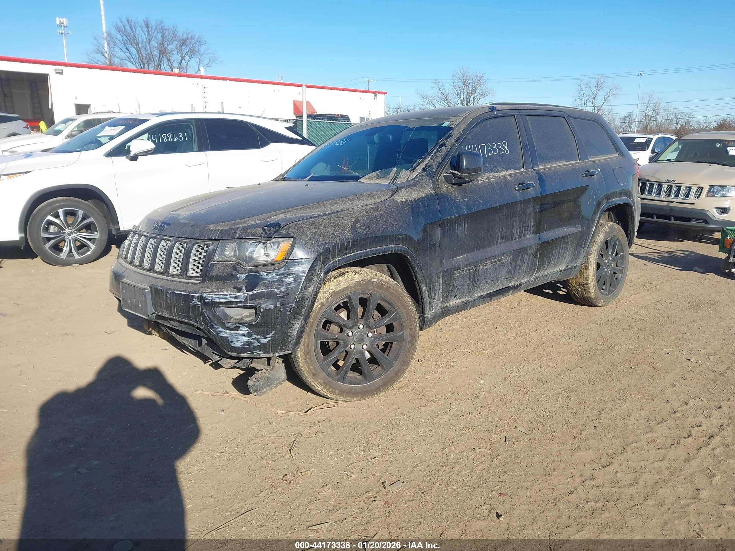 JEEP GRAND image 2