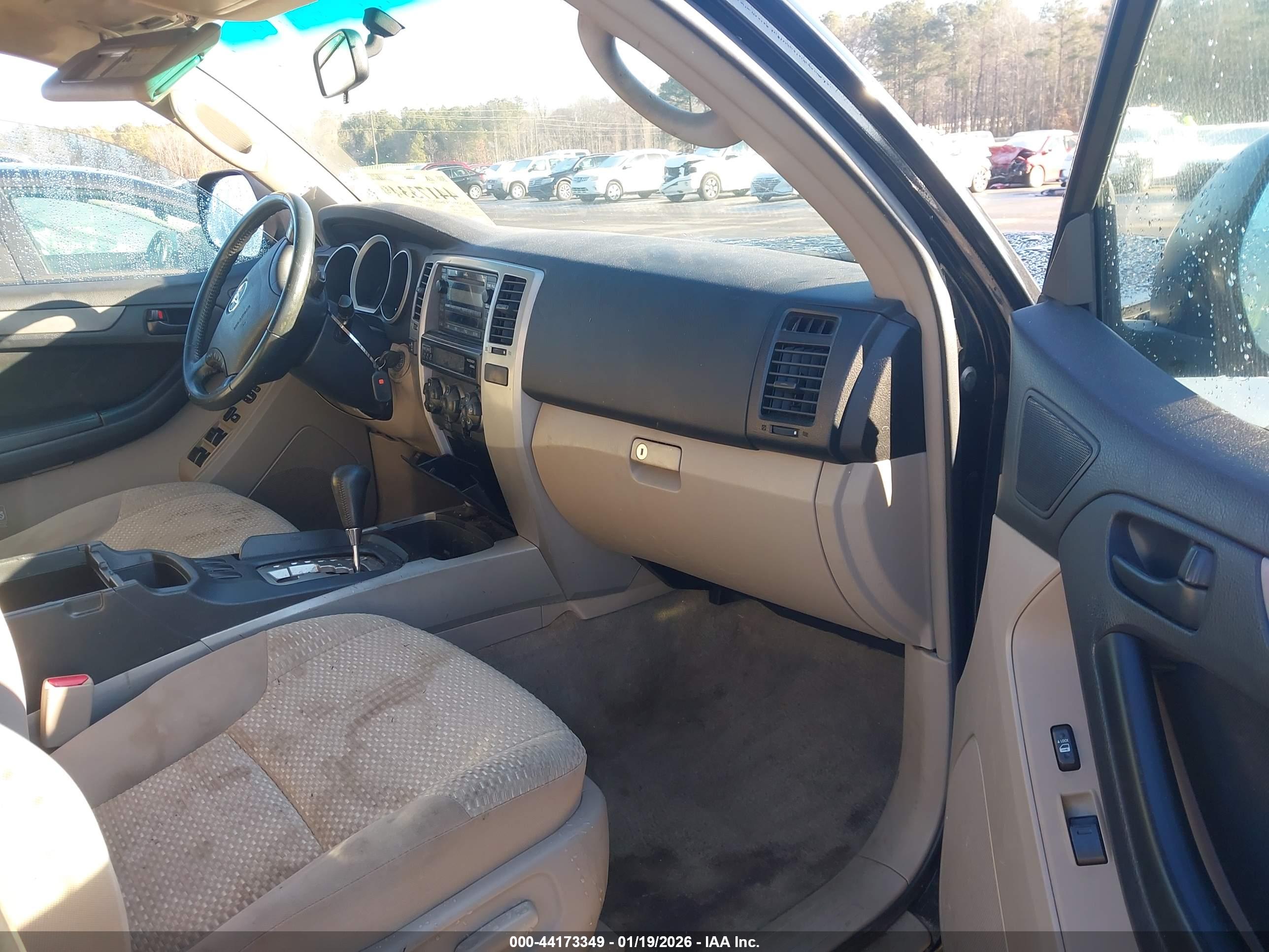 TOYOTA 4RUNNER image 5