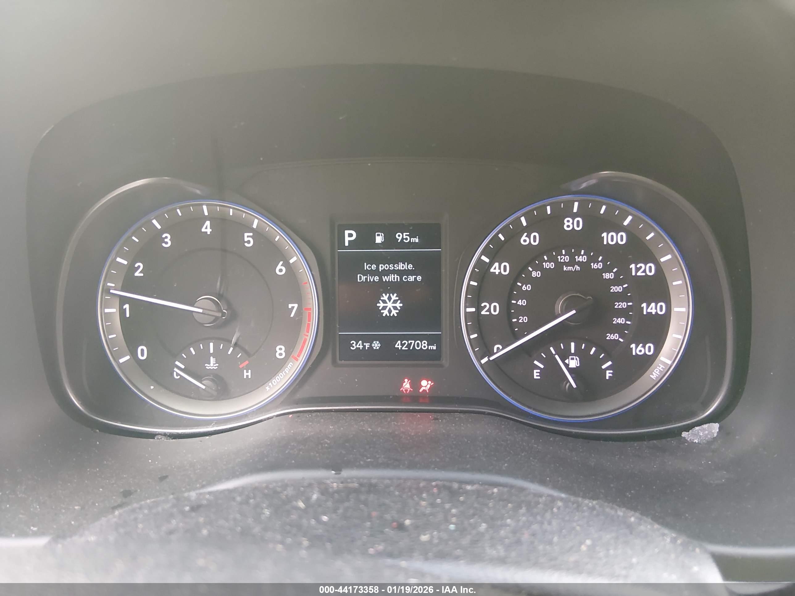 HYUNDAI KONA image 7