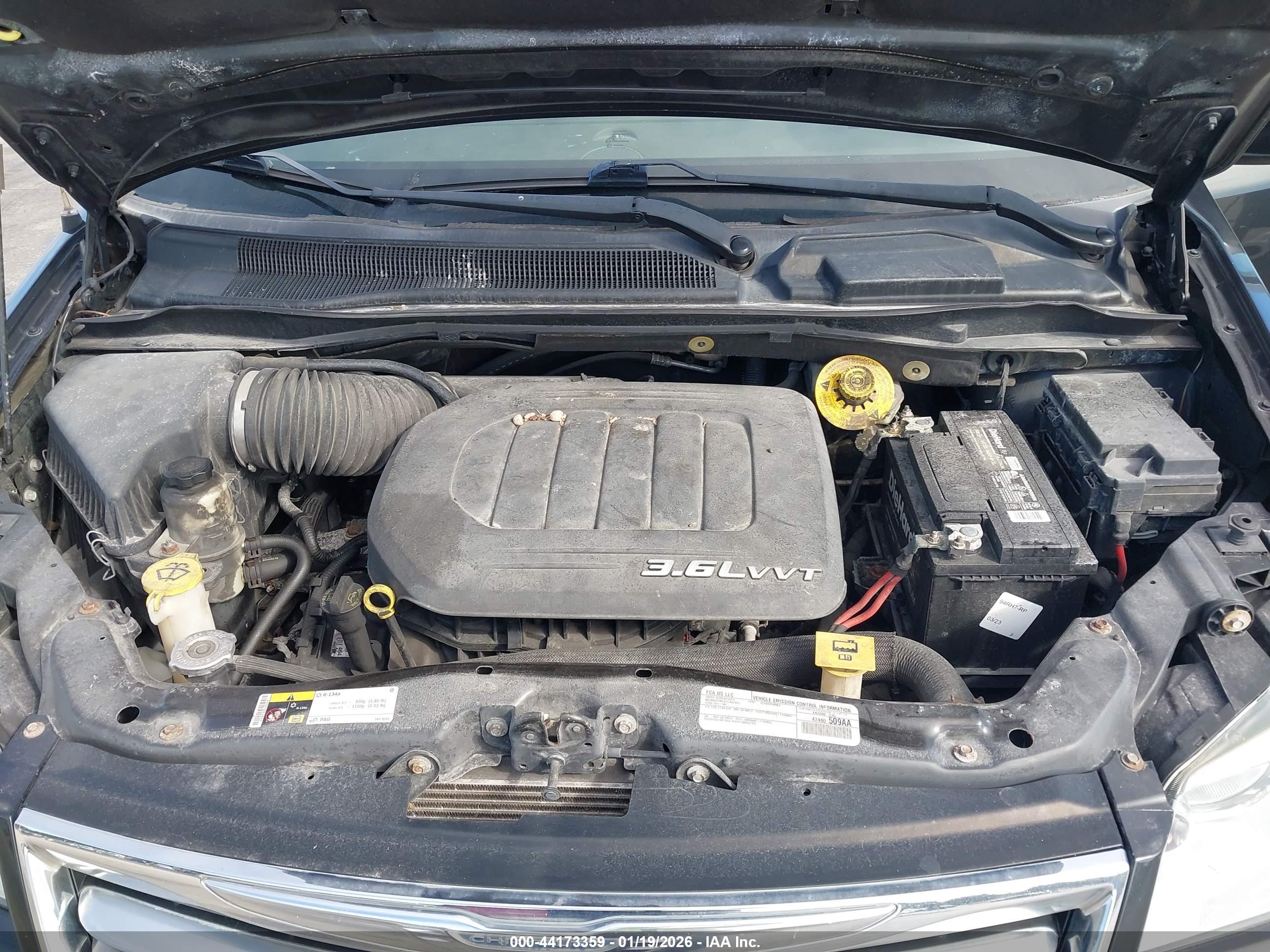 CHRYSLER TOWN image 10