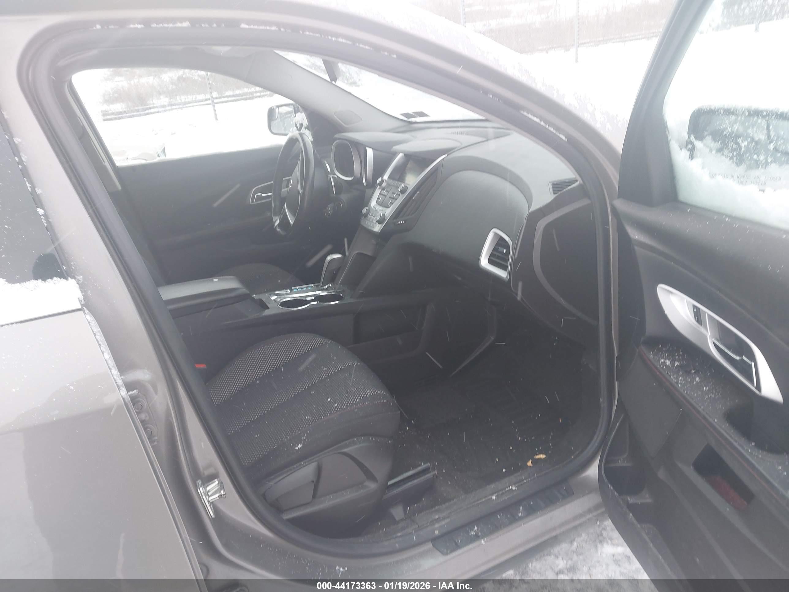 CHEVROLET EQUINOX image 5